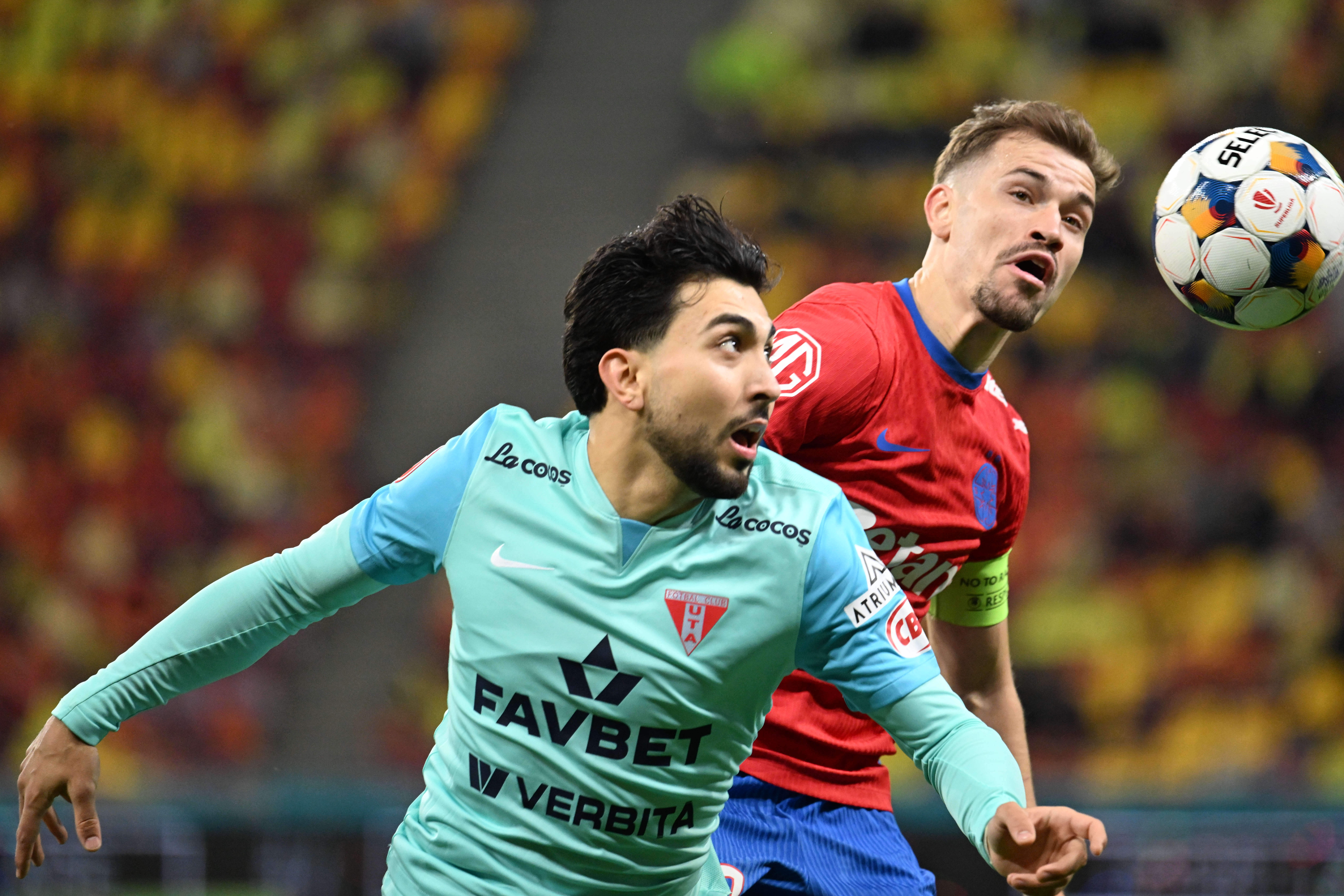 FCSB - UTA 0-0, ACUM pe Sport.ro. Miculescu irosește o ocazie mare pe finalul primei reprize