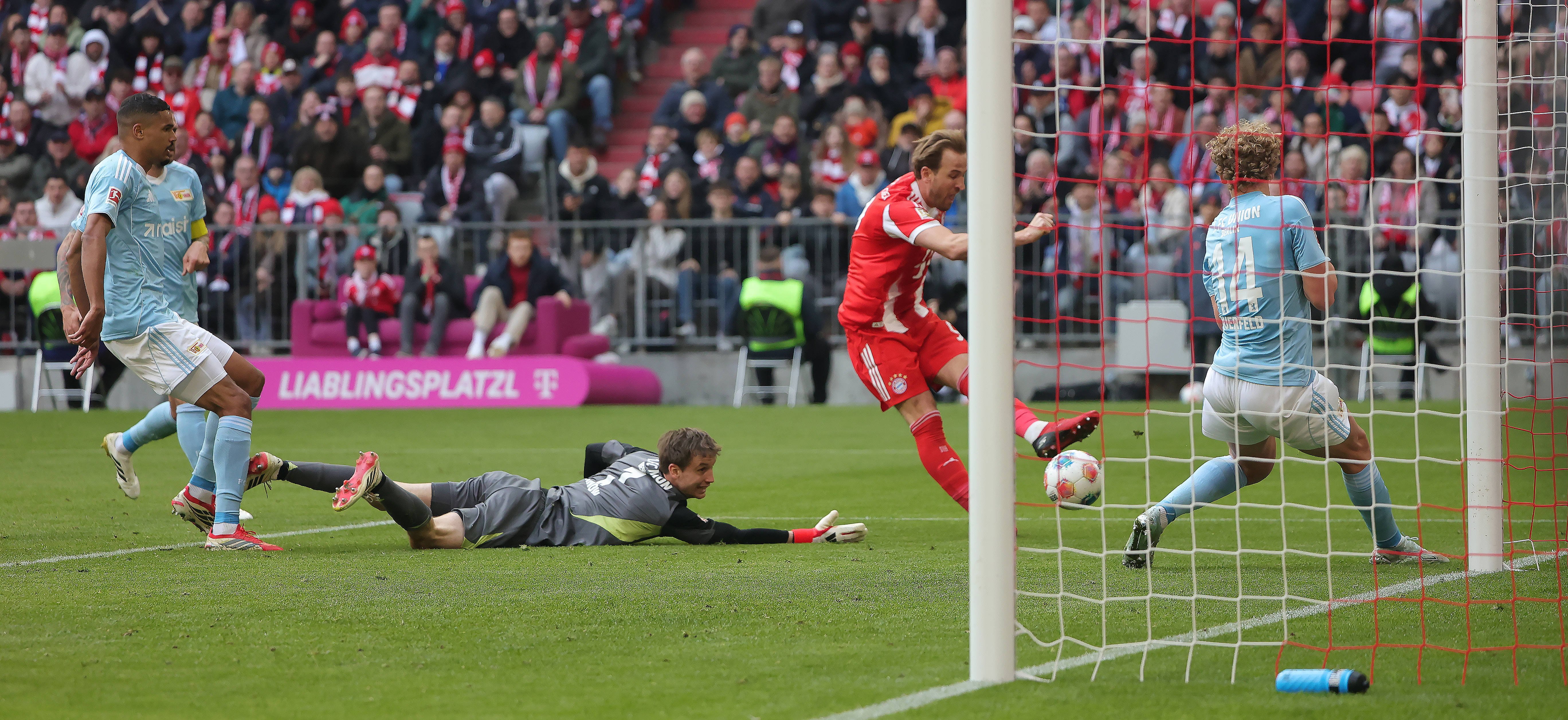 Un fleac! Câte goluri mai trebuie să înscrie Bayern Munchen pentru a ajunge la 100 în acest sezon din Bundesliga