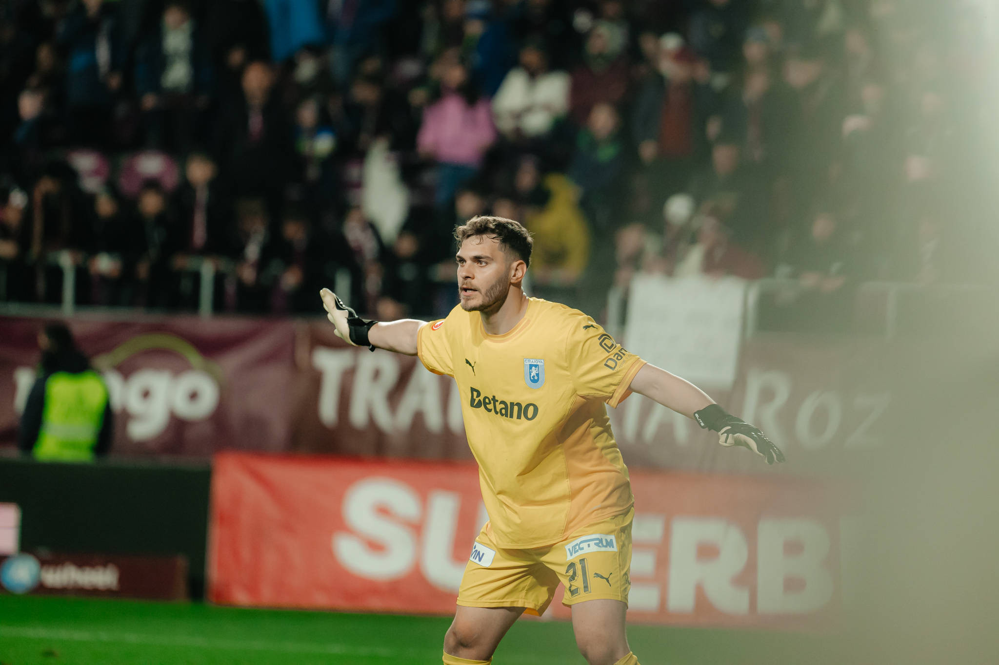 Universitatea Craiova, reacție fără vlagă după convocarea lui Laurențiu Popescu la națională