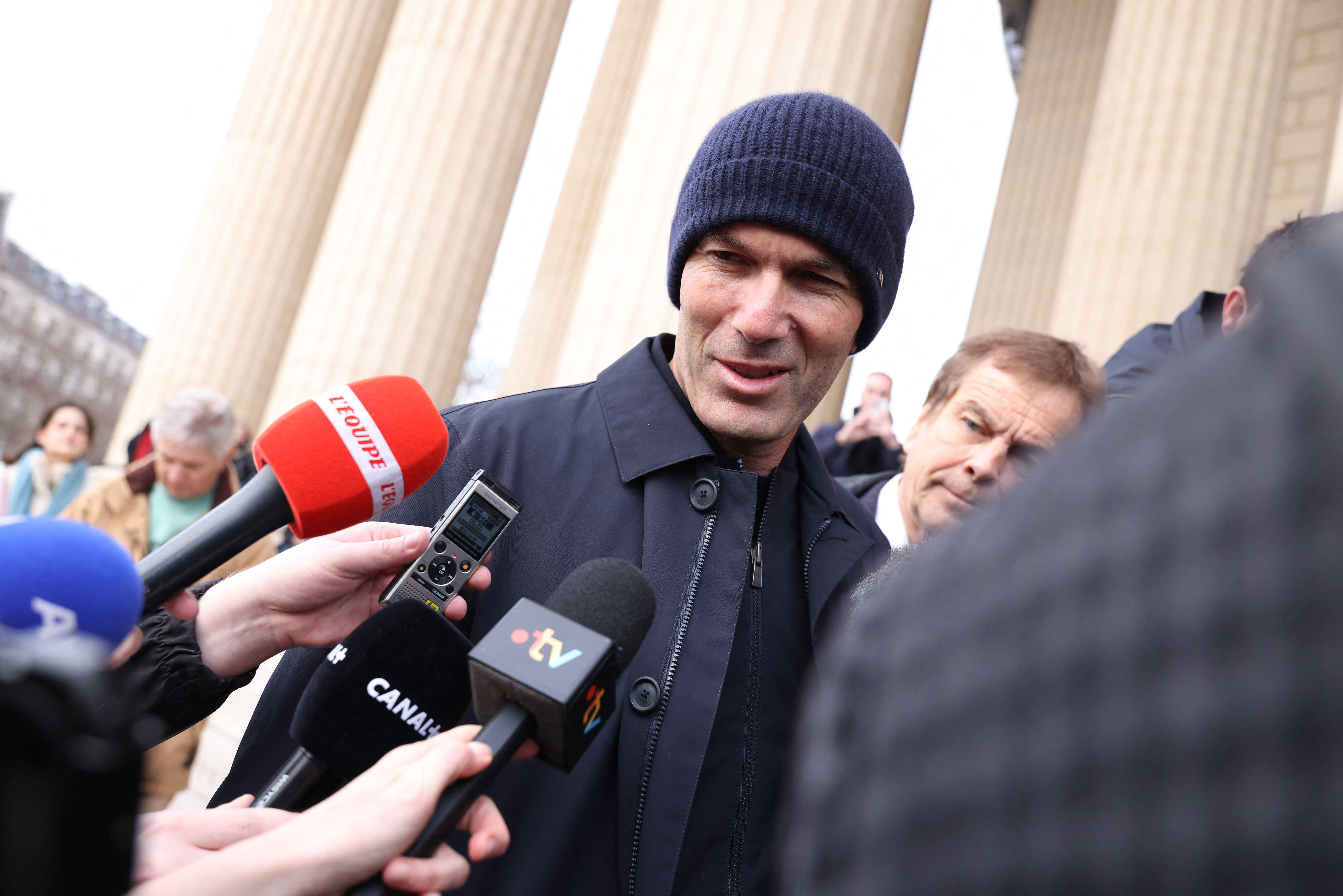 Francezii anunță: Zinedine Zidane și-a dat acordul și revine în fotbal!