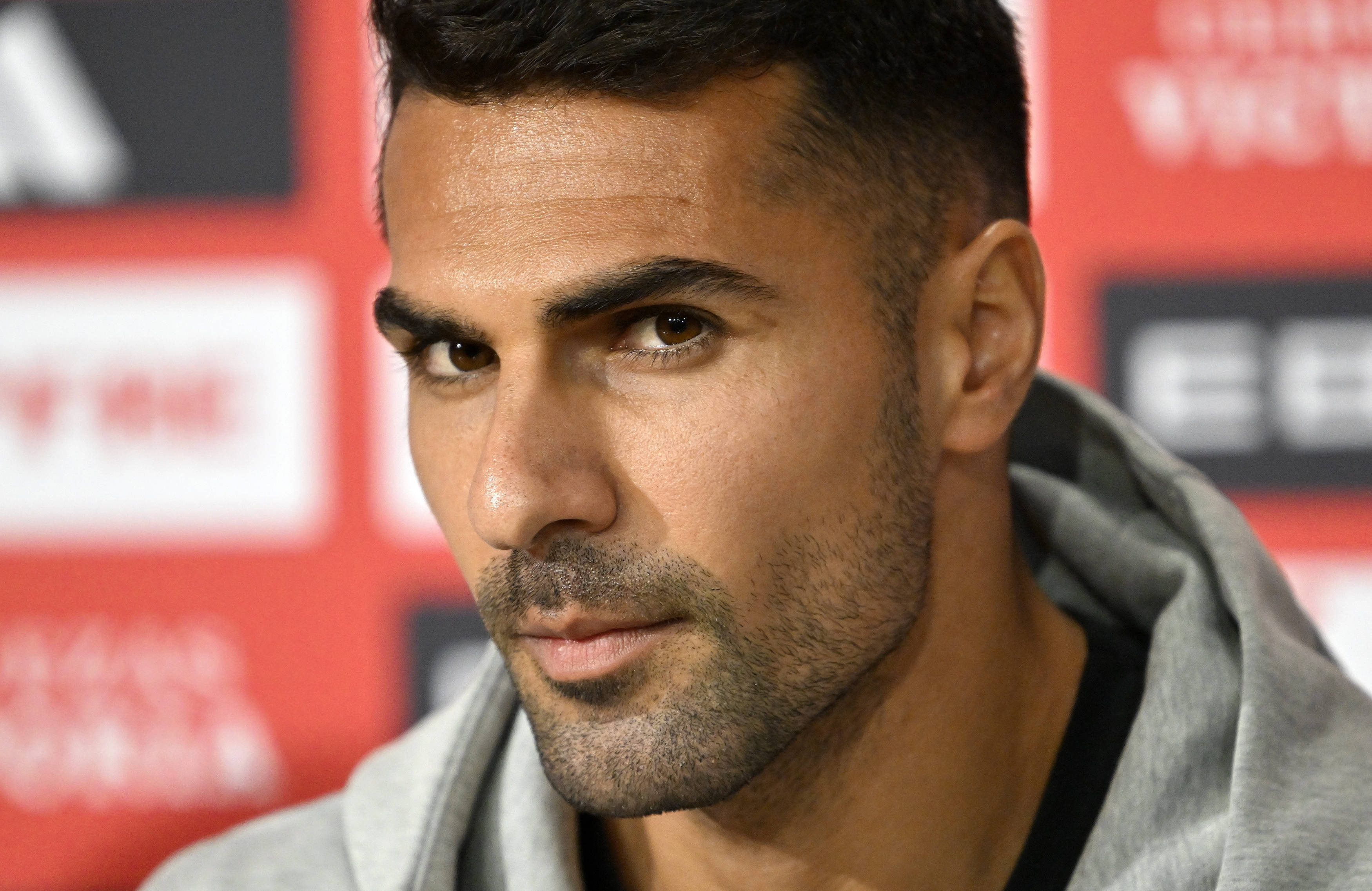 Turcii, la un nivel colosal chiar și cu "linia a doua"! Dorit de granzii Europei, șochează și vrea un salariu de neatins pentru un fotbalist român!