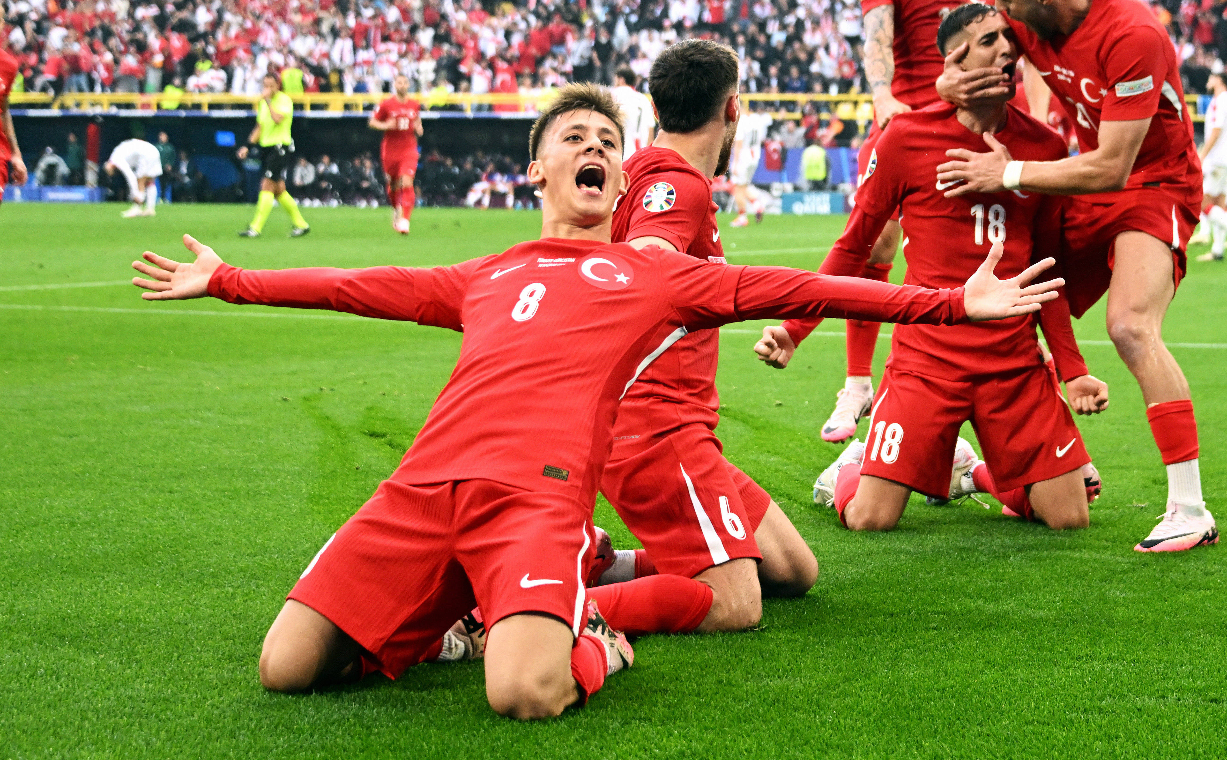 Turcii au anunţat primul 11 pentru meciul cu România! Montella mizează pe un sistem neobișnuit