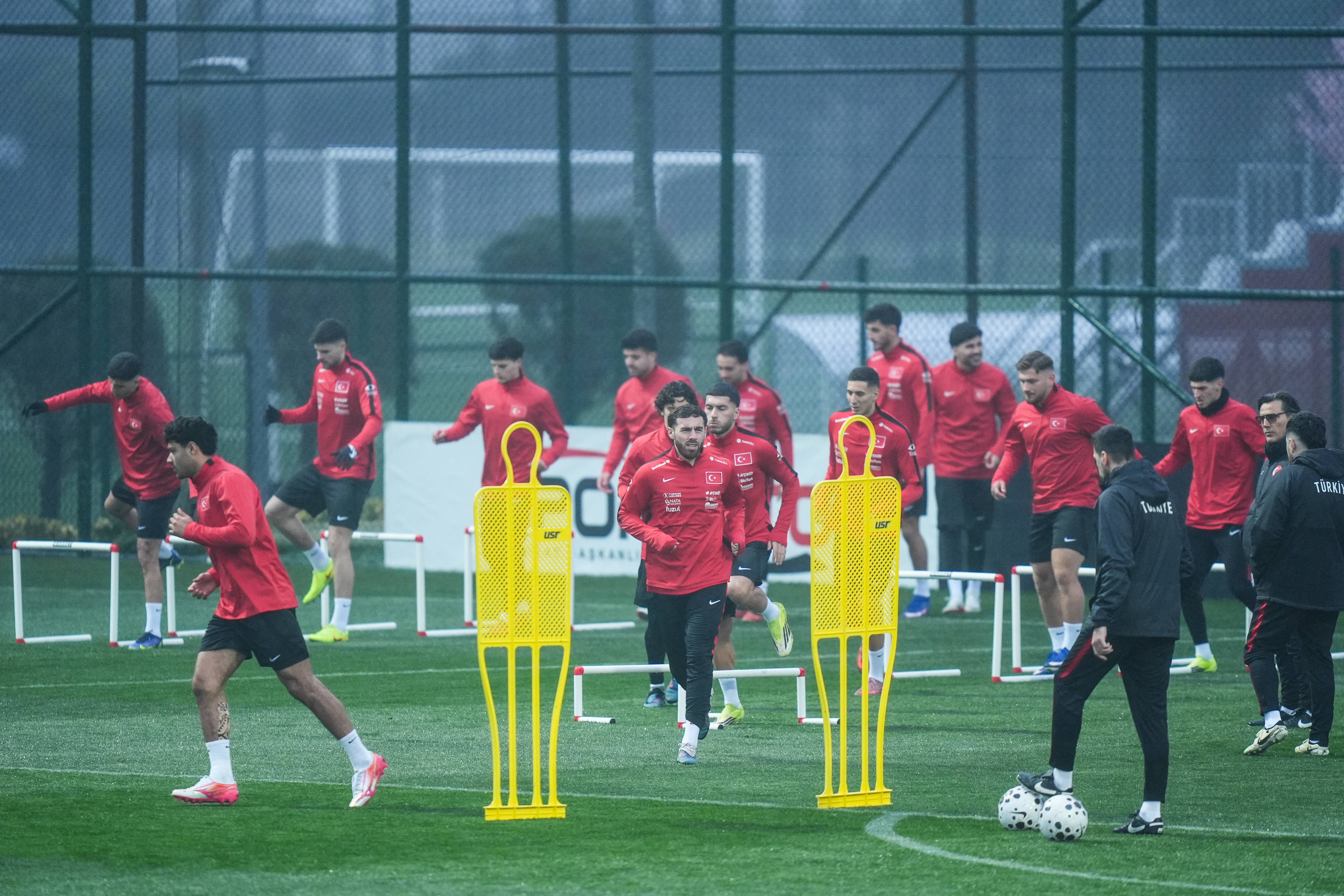 Ce au făcut turcii cu două zile înaintea meciului cu România