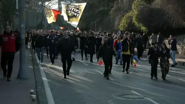 Turcia - România | Cadre impresionante din Istanbul cu sute de suporteri ai României
