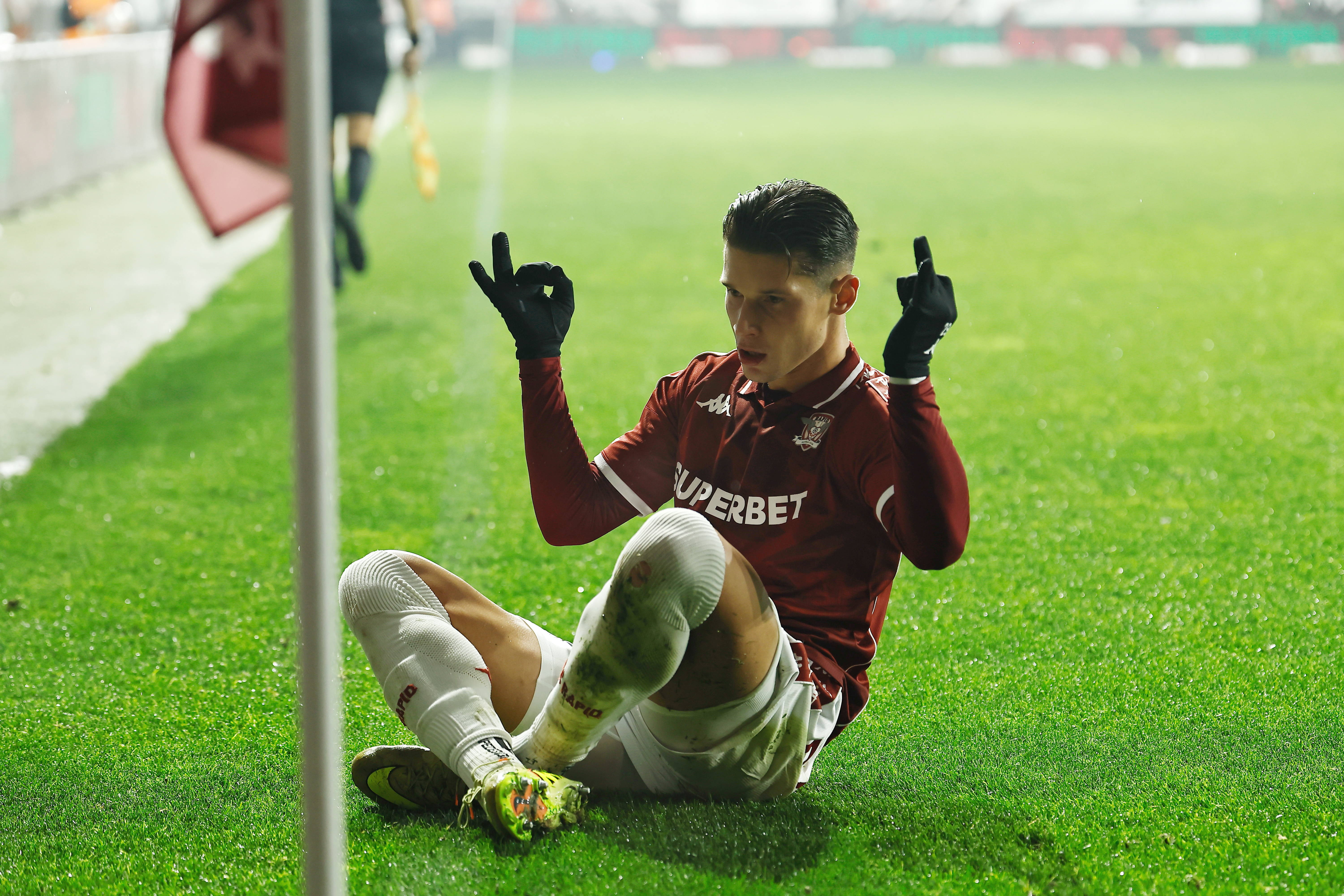 Bornă importantă pentru Alex Dobre: cât a ajuns să valoreze golgheterul Rapidului