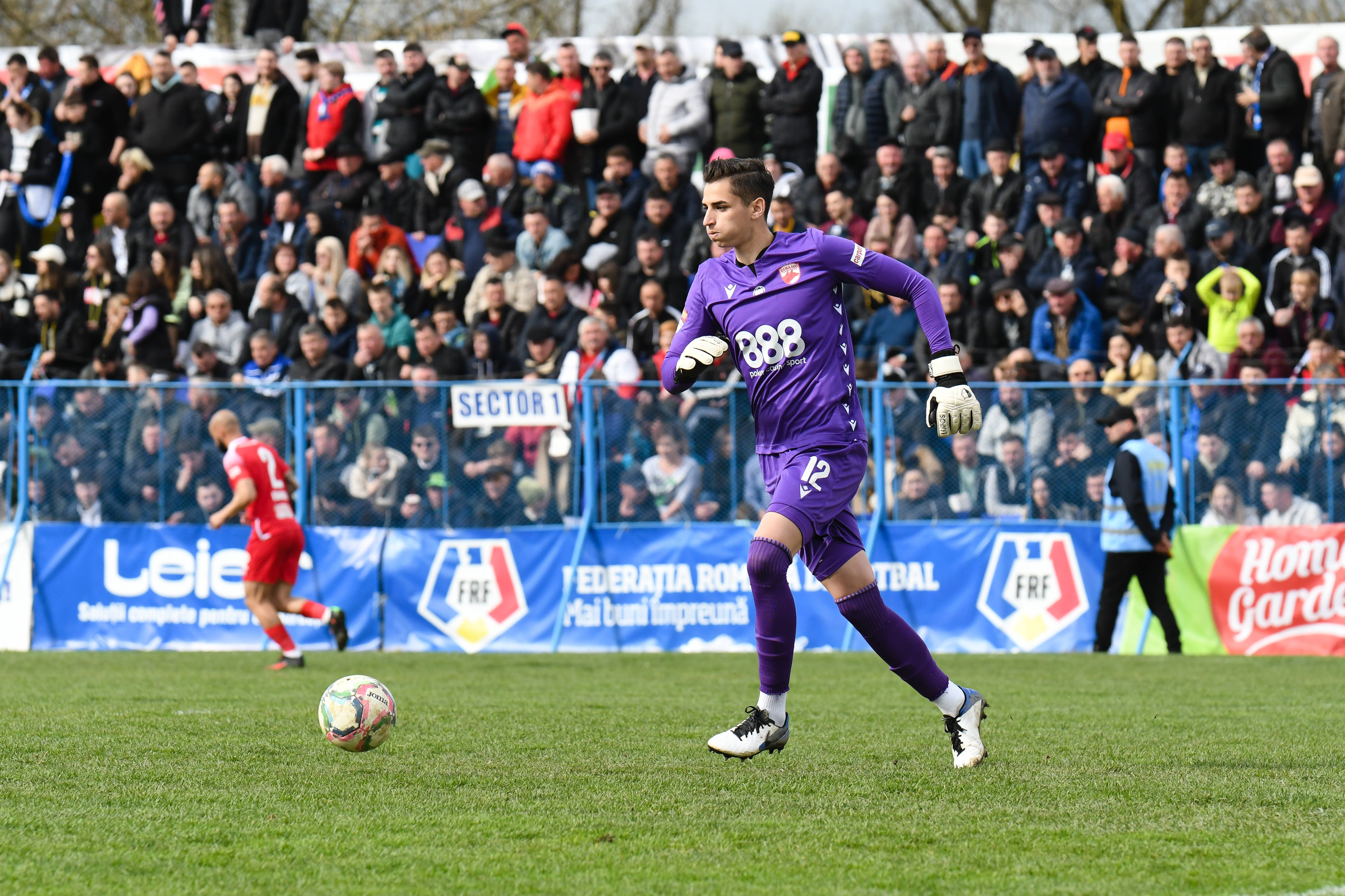 Dinamo 2 - FCSB 2 1-0: Denis Oncescu a revenit cu stil în poarta lui Dinamo! MVP în ”micul derby”