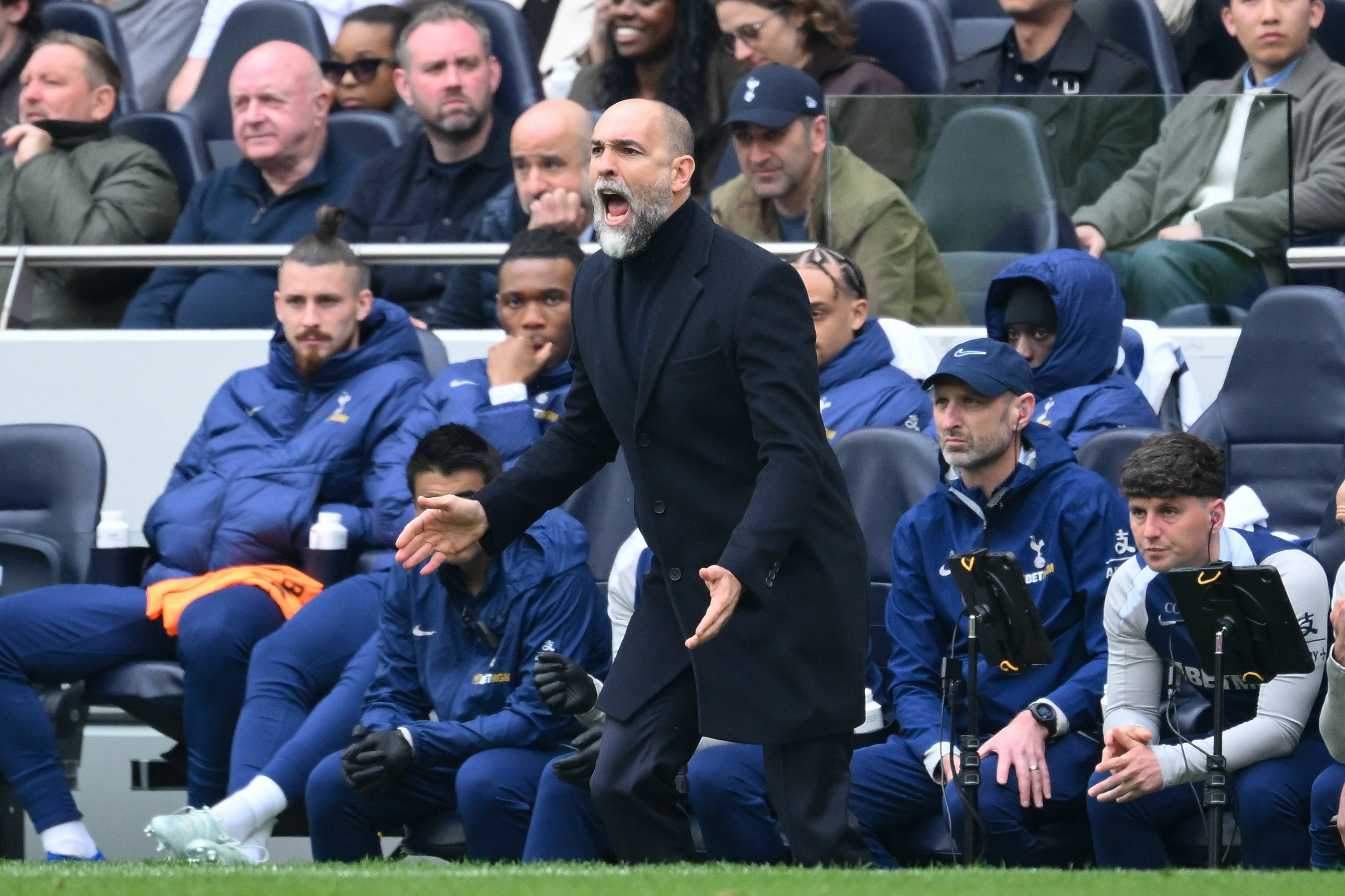 Igor Tudor, OUT de la Tottenham! Radu Drăgușin a rămas fără antrenor