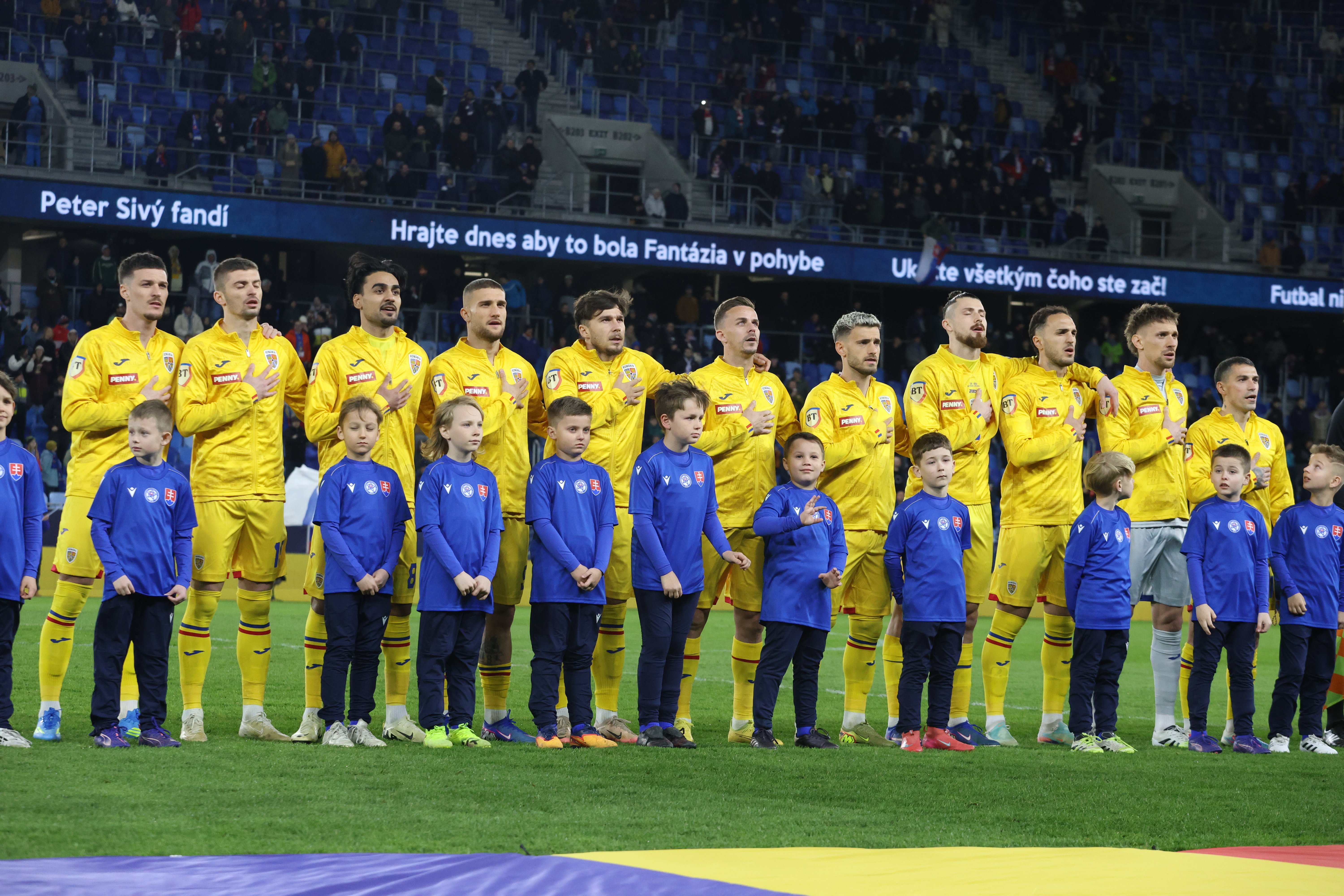 Tricolorul pus la zid după Slovacia - România: "Poate îți închei cariera!"