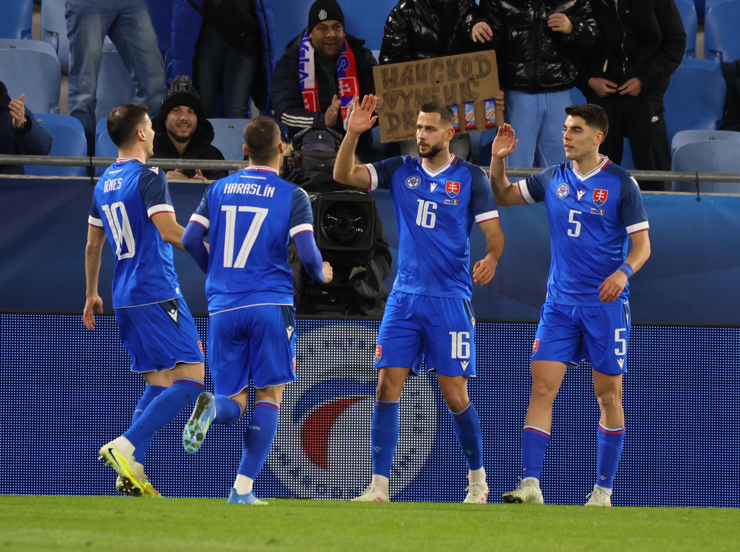 Ce au scris slovacii după ce au învins România cu 2-0. Detaliul evidențiat de jurnaliști