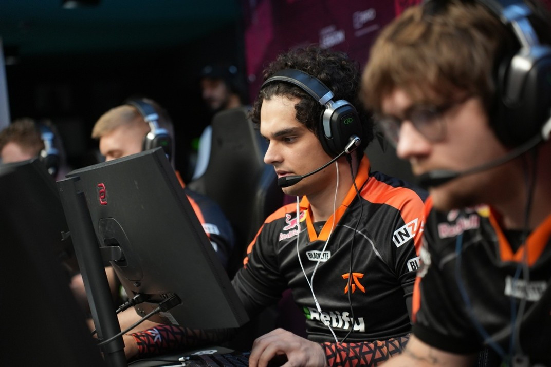 Trei dintre cele mai mari echipe de Counter-Strike din lume joacă în aceste zile la București