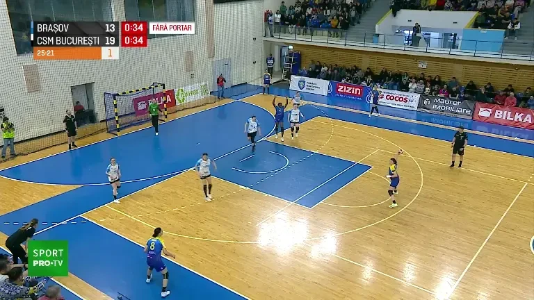 Prima repriză din Corona Brașov - CSM București s-a încheiat spectaculos, exclusiv pe VOYO și Pro Arena