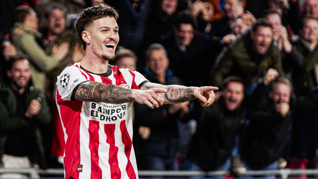 Situație bizară la PSV! Echipa lui Dennis Man a făcut-o lată