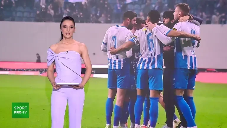 Jucătorii Craiovei n-au îndrăznit să se uite la trofeul de campioană