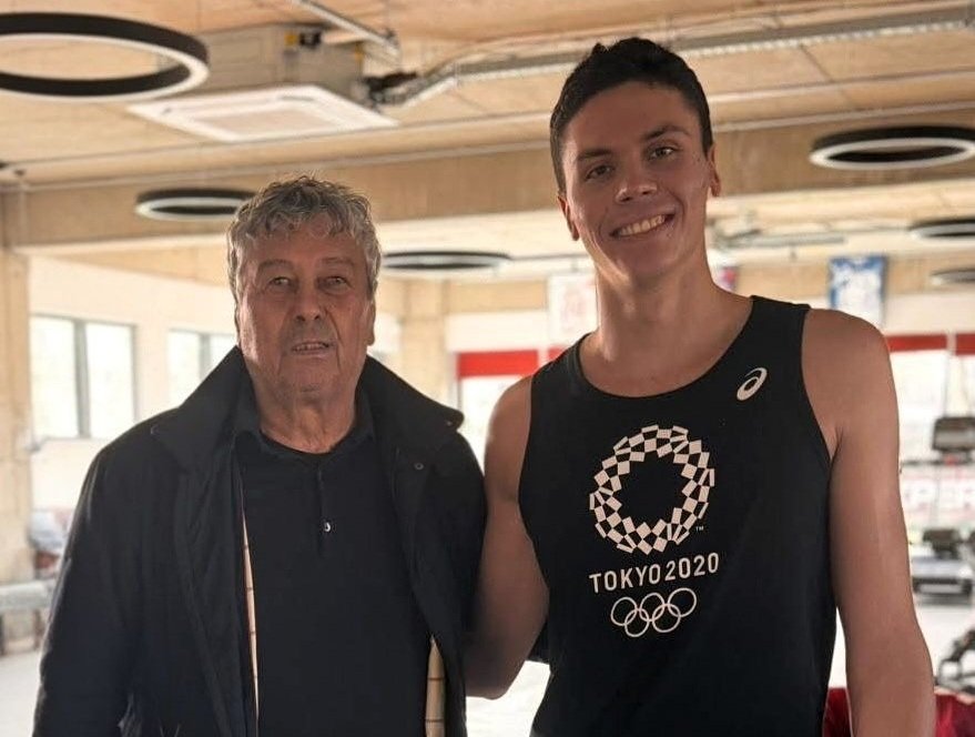 David Popovici a scris doar 3 cuvinte după dispariția lui Mircea Lucescu