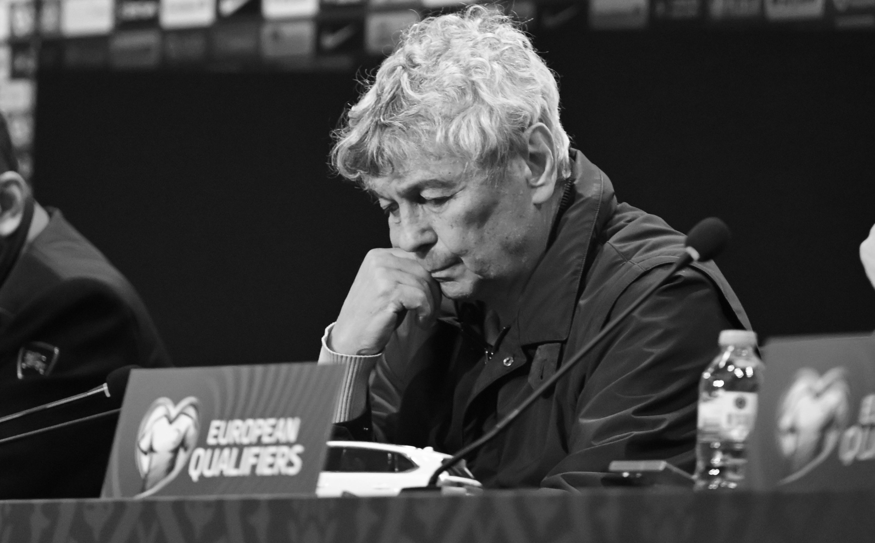Unde va fi înmormântat Mircea Lucescu. Legendarul antrenor al României are inscripționat pe cavou un mesaj profund