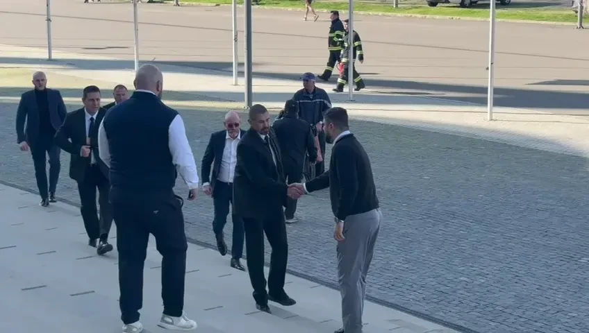 Rinat Akhmetov și bodyguarzii săi, prezenți la Arena Națională