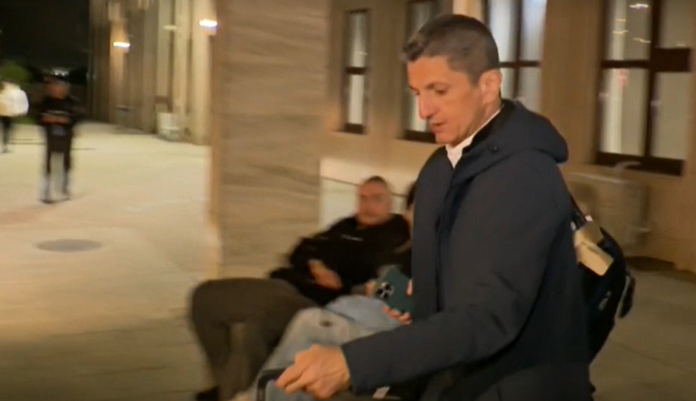 Răzvan Lucescu, „îmbătrânit” în ultima sută de ore: cum arăta duminică, la sosirea în țară