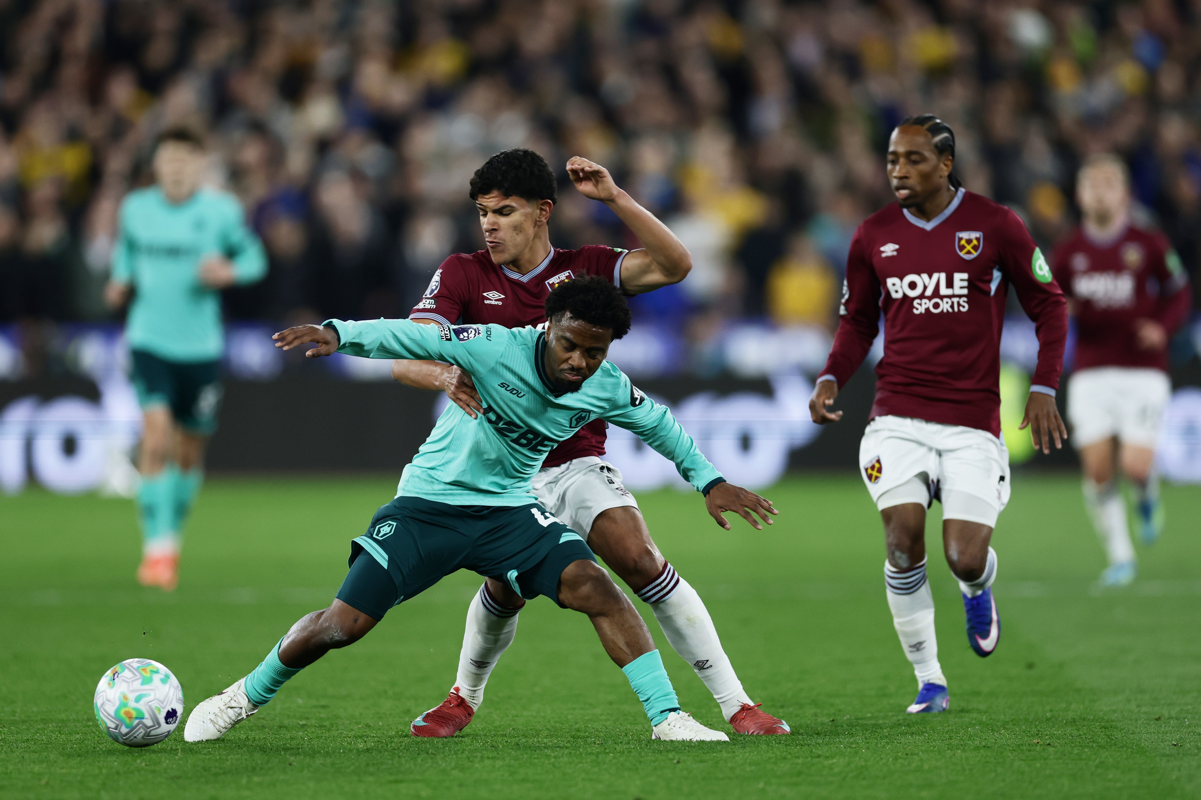 West Ham - Wolves, acum pe VOYO! Duel crucial pentru salvarea de la retrogradare