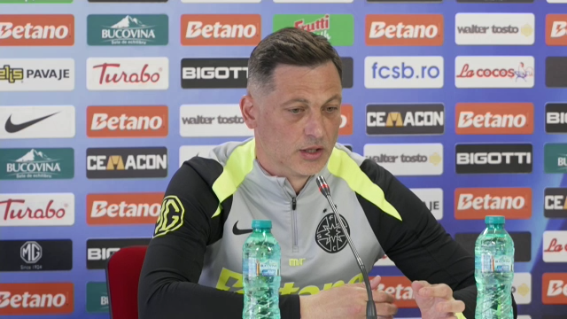 Dezvăluirea făcută de Mirel Rădoi după moartea lui Mircea Lucescu: ”Sunt dărâmați, am vorbit cu ei!”