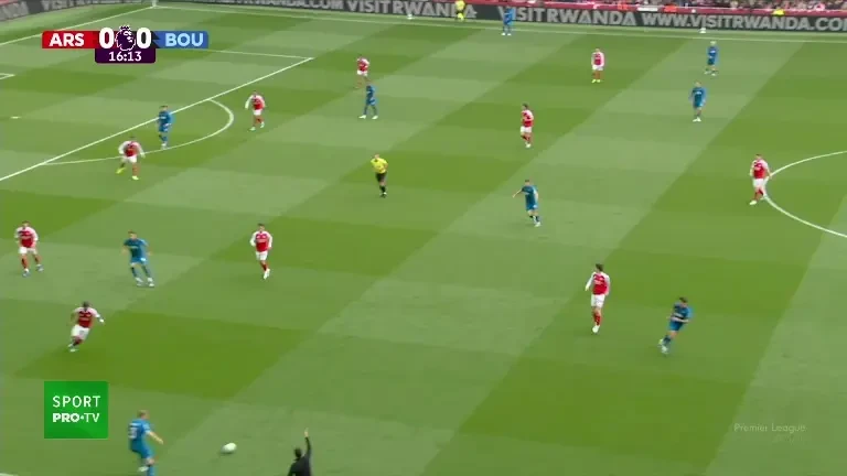 Eli Junior Kroupi deschide scorul în Arsenal - Bournemouth (11 aprilie 2026)