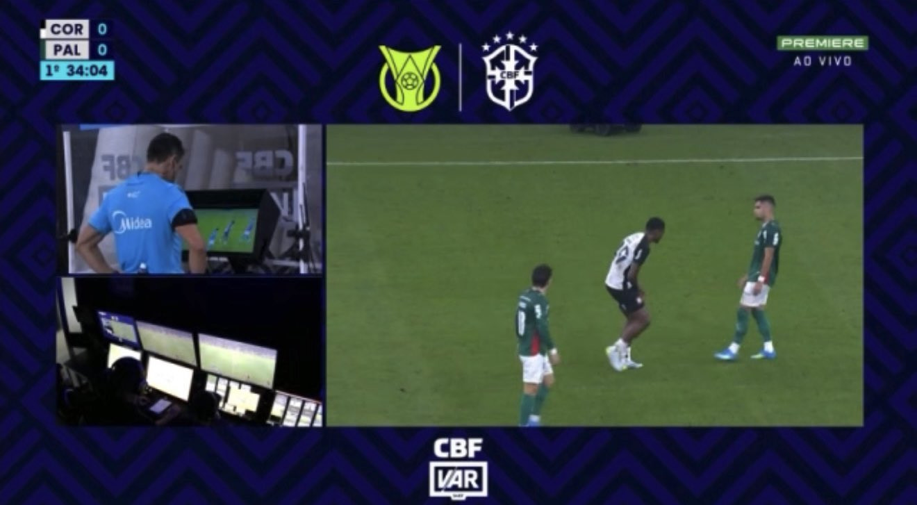 De râsul curcilor: și-a atins organul genital și a declanșat analiza VAR. Decizia arbitrului