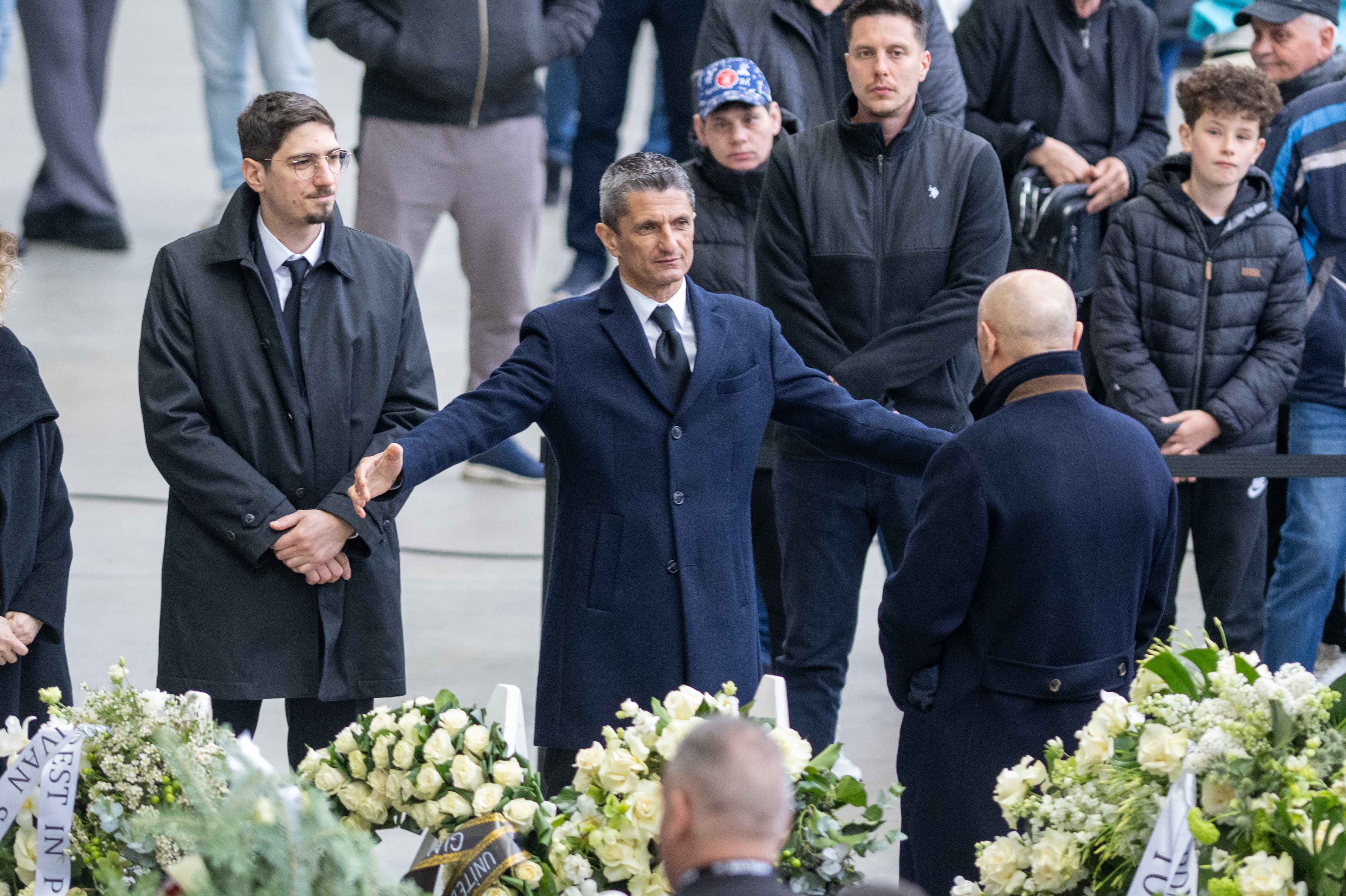 Familia Lucescu, scrisoare deschisă: ”Ne exprimăm întreaga apreciere”