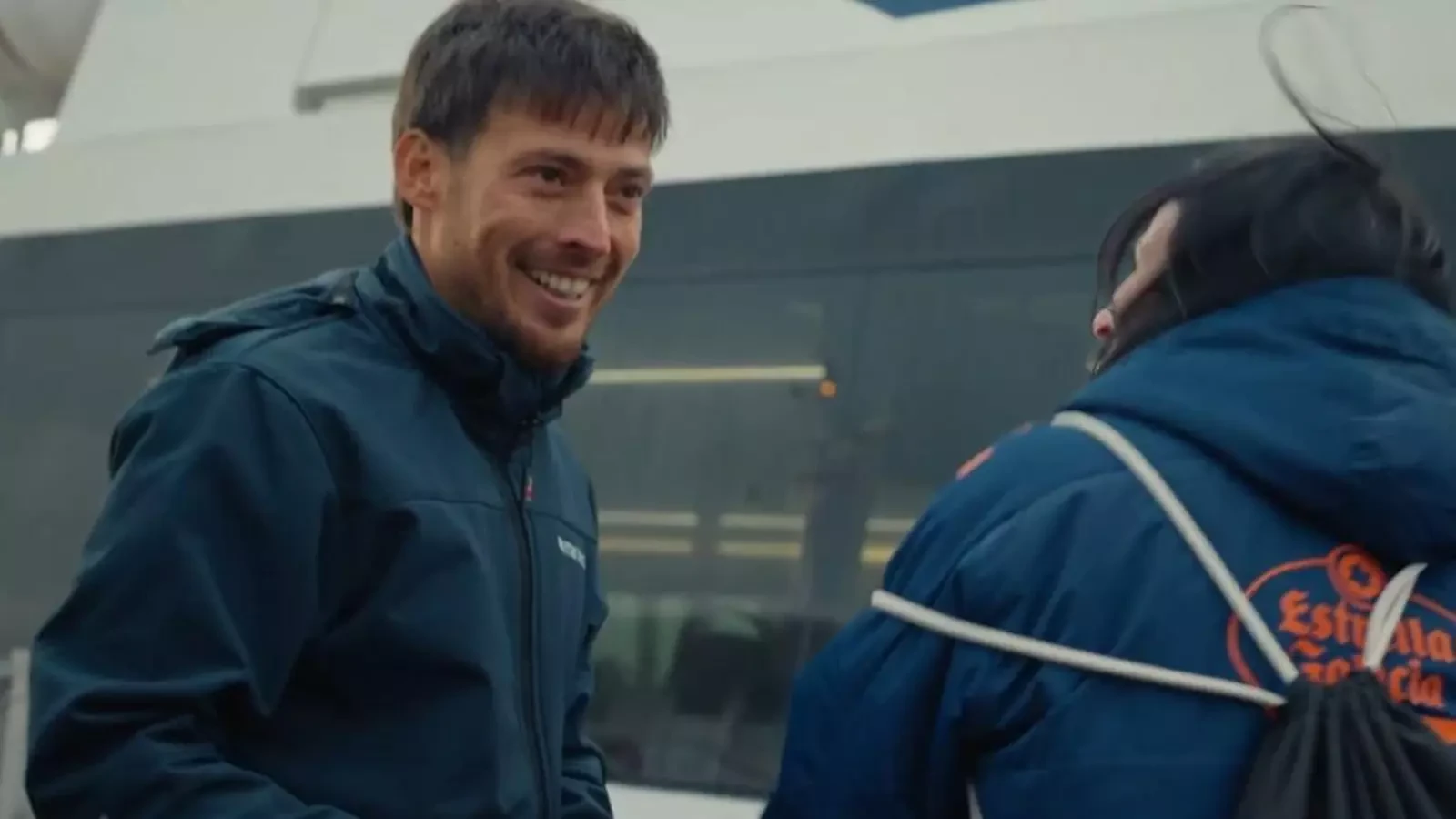 Ce gest! David Silva i-a ținut locul la muncă unui suporter pentru a-l lăsa să meargă la meci