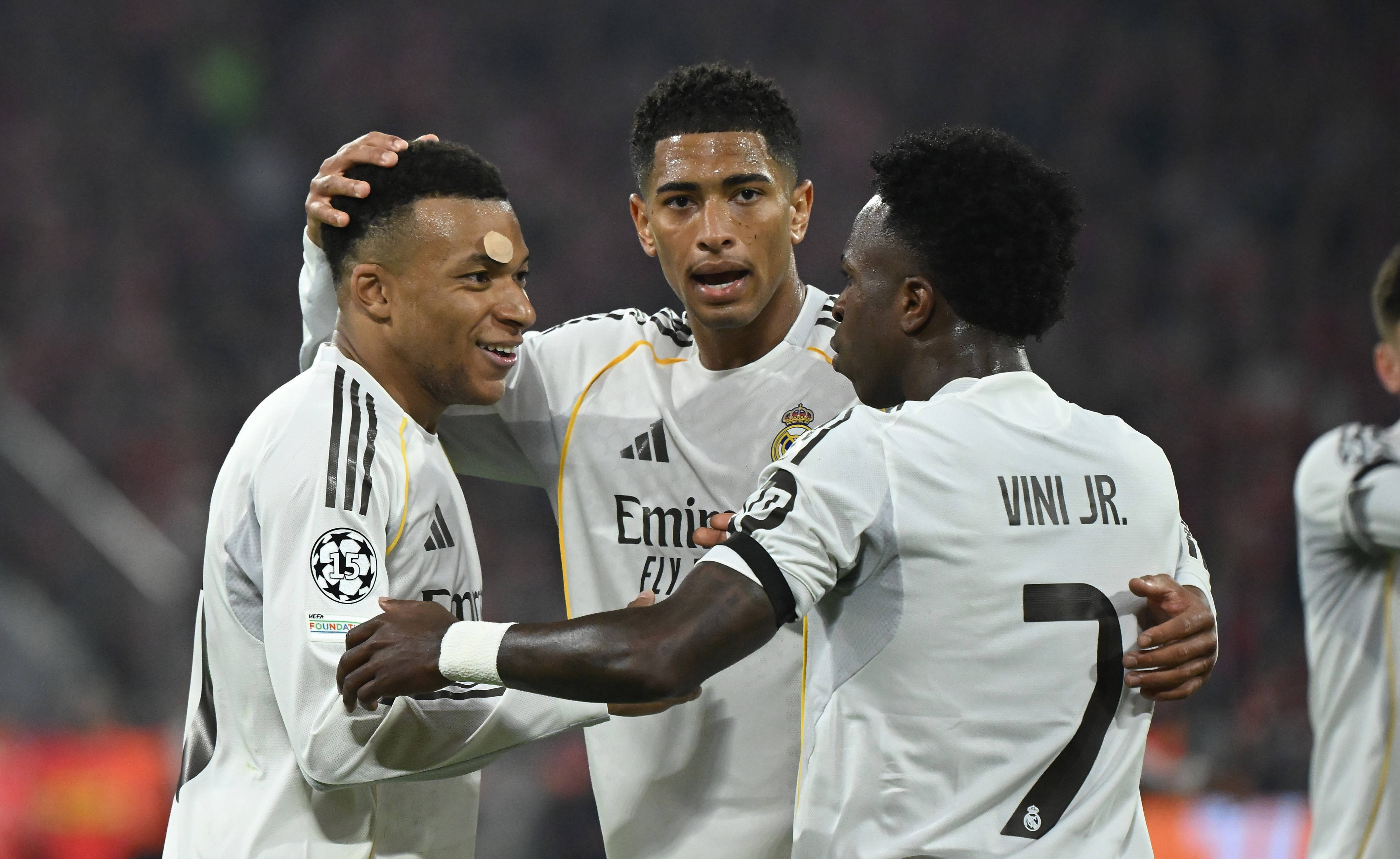 Două staruri de la Real Madrid s-au luat la ceartă pe teren: ”Ce vrei? Ce vrei? Am zis să taci!”