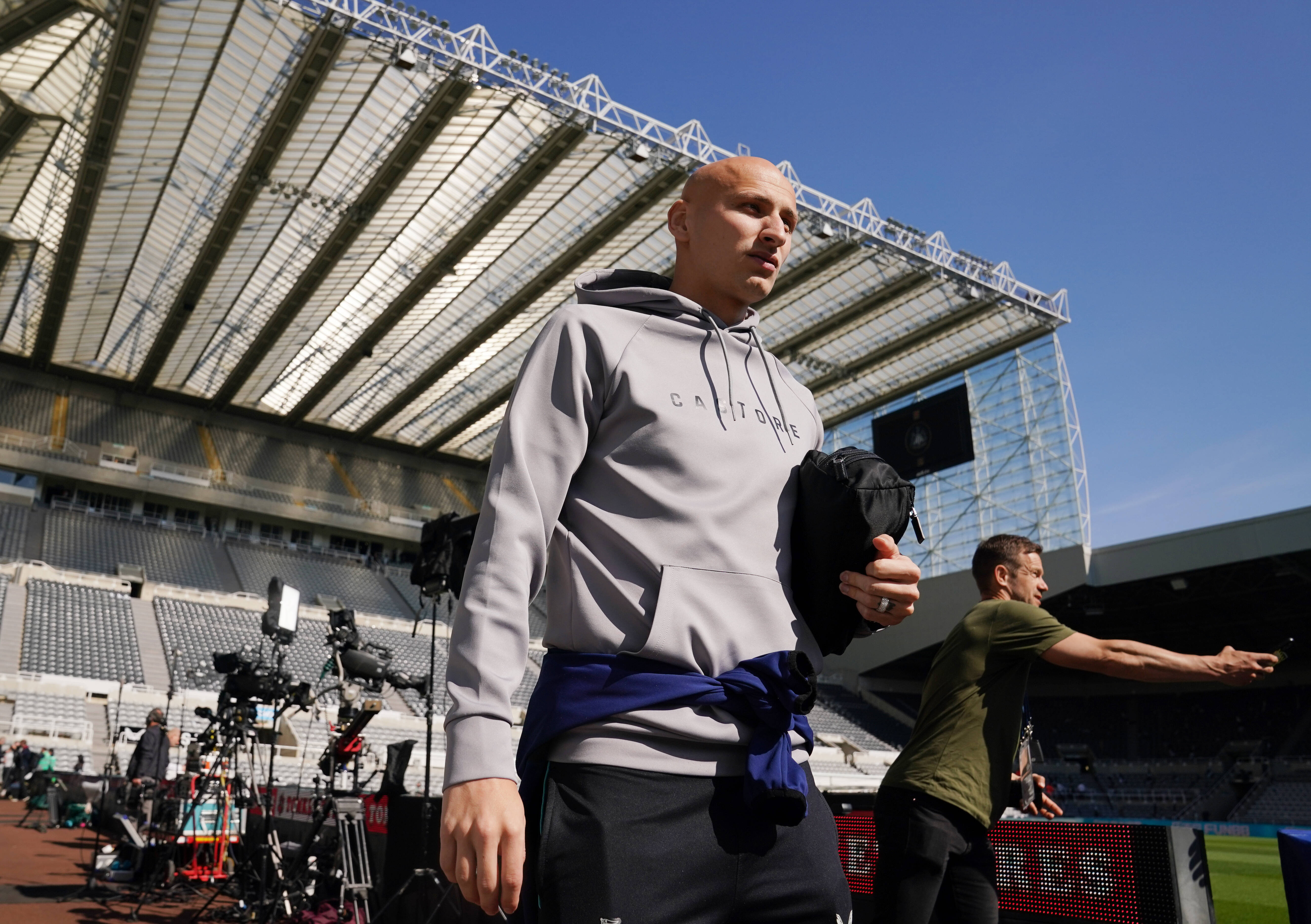 Jonjo Shelvey a pus capăt carierei de fotbalist, iar în aceeași zi a semnat primul contract ca antrenor!