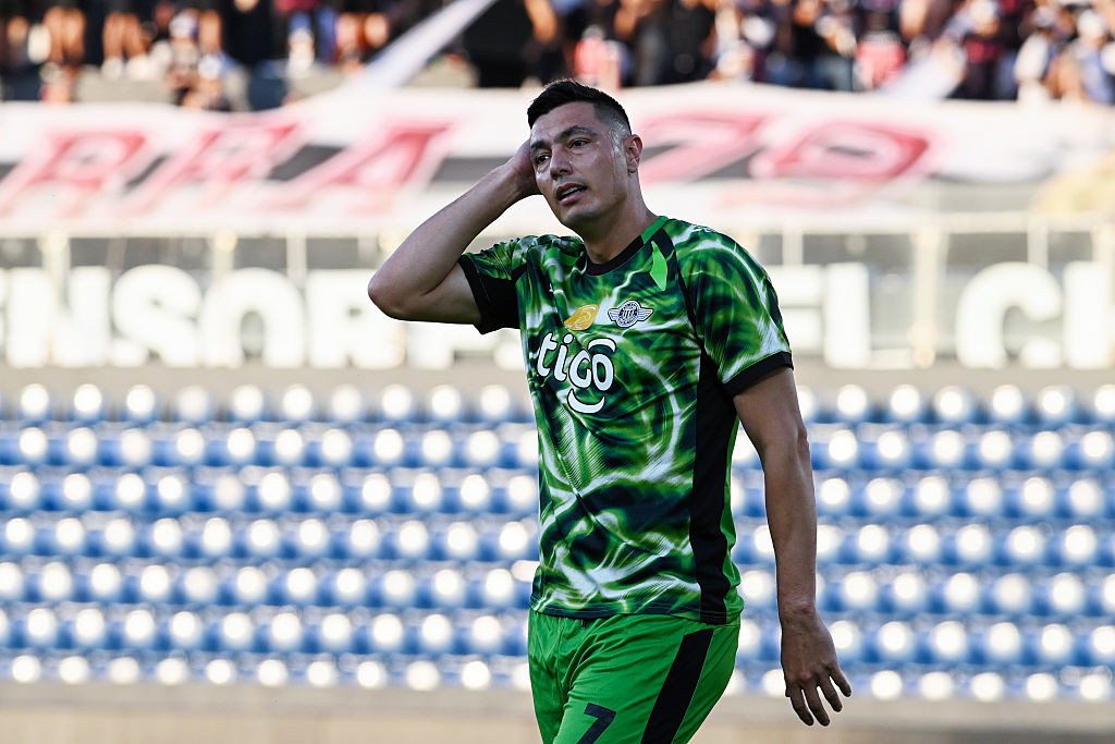 Oscar cardozo 9