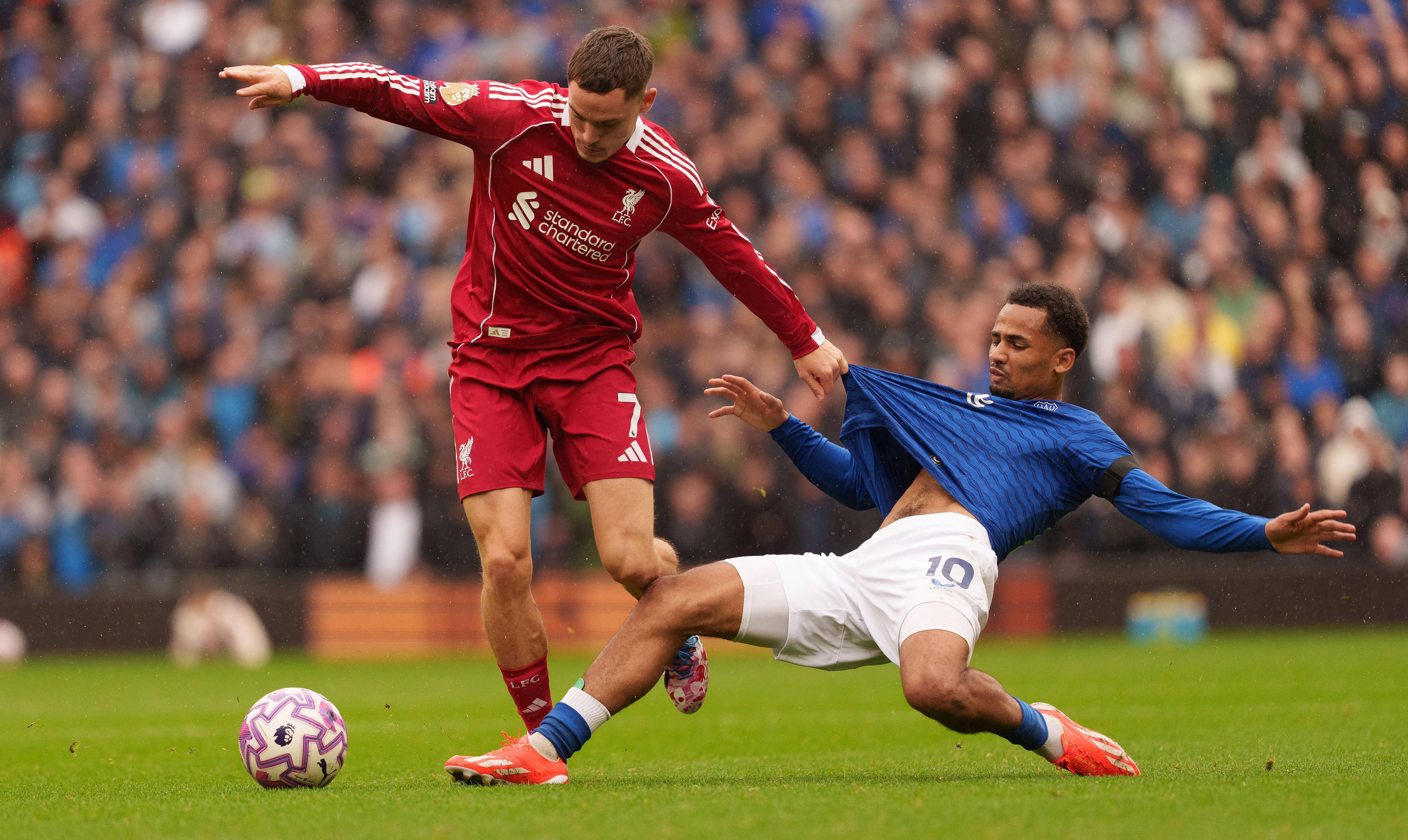 Everton - Liverpool, LIVE pe VOYO, de la 16:00! Cel mai încins „Merseyside Derby” din ultimii ani