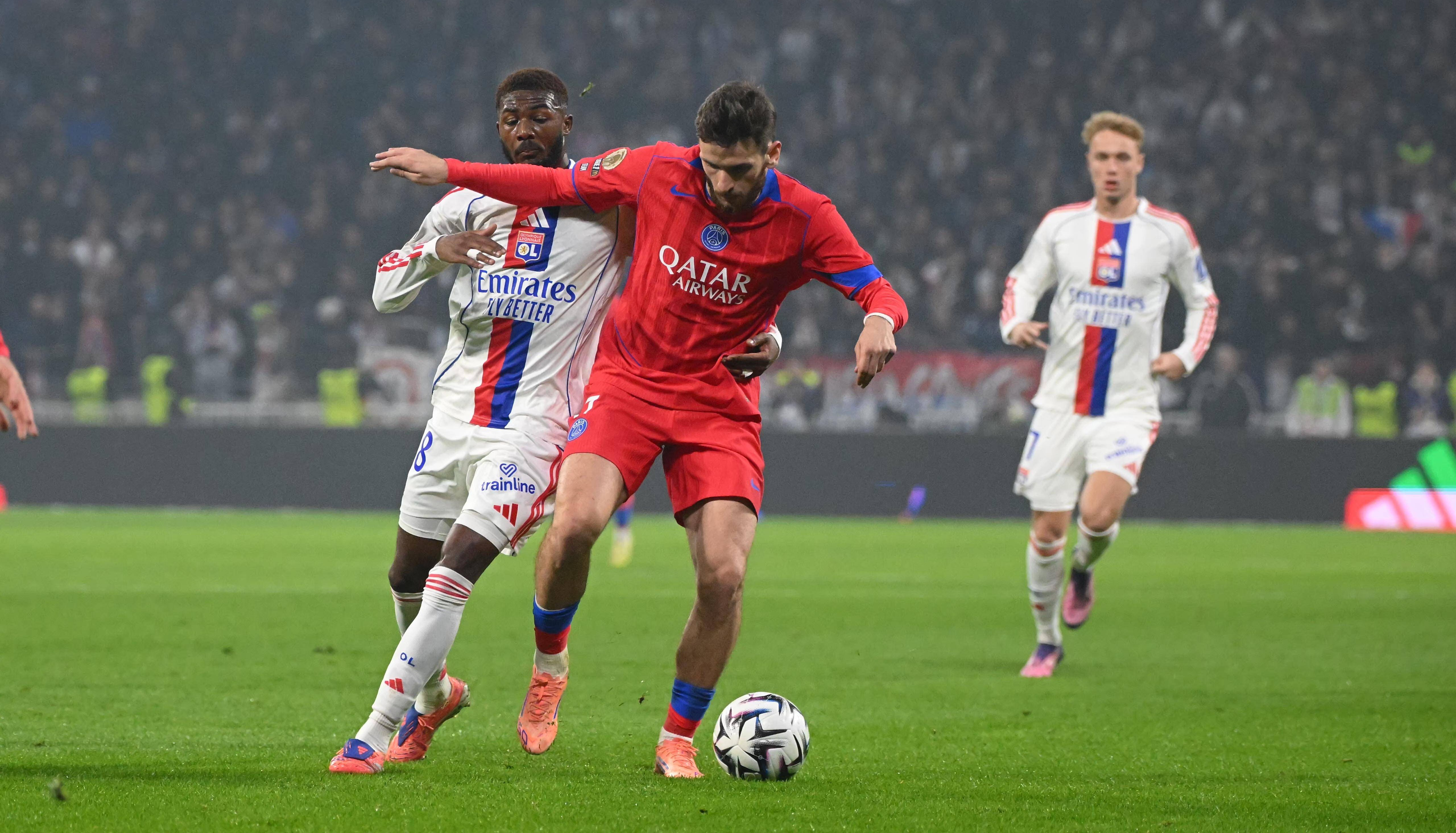 PSG - Lyon, LIVE pe VOYO, de la 21:45! Derby tare în Ligue 1