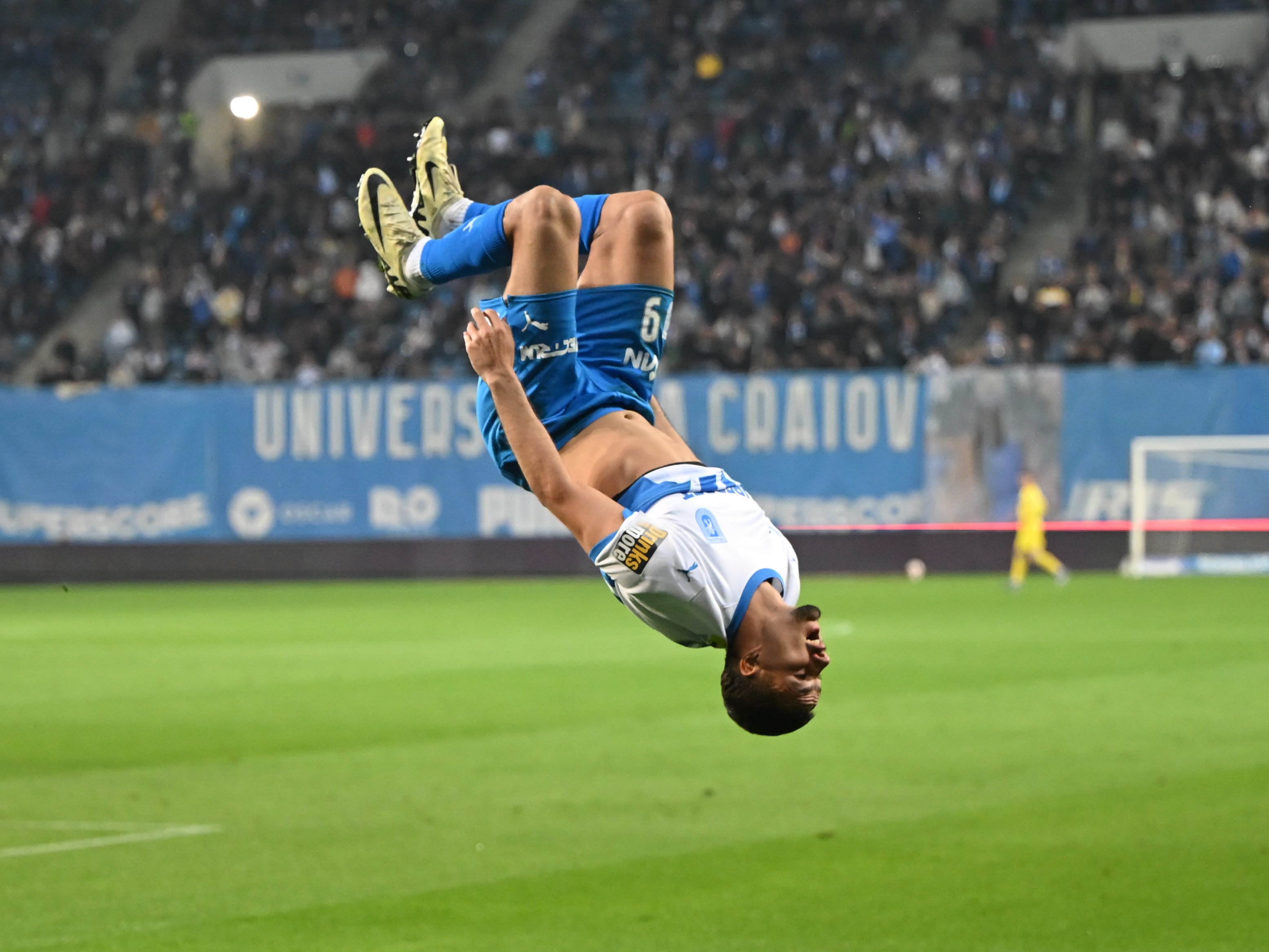 Universitatea Craiova egalează liderul! Cum arată play-off-ul + luptă nebună pentru Europa