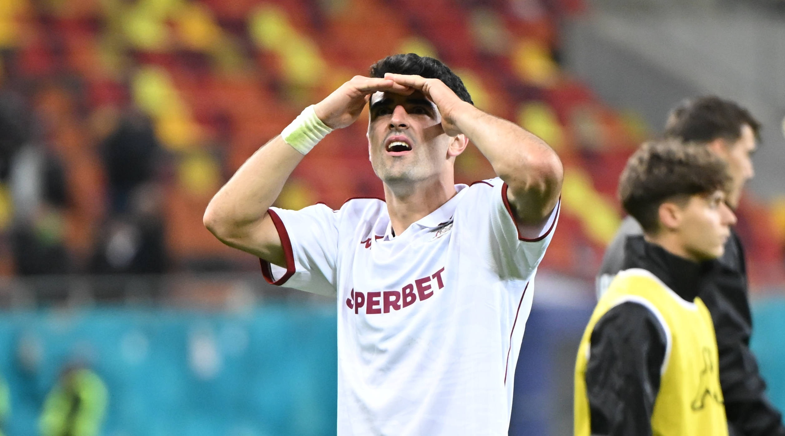 Alex Pașcanu încă se gândește la titlu: ”Cum să fie gata?”