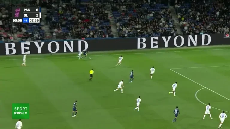 PSG pierde acasă cu Lyon, 1-2, în ciuda unui gol spectaculos înscris de Khvicha Kvaratskhelia (VOYO)