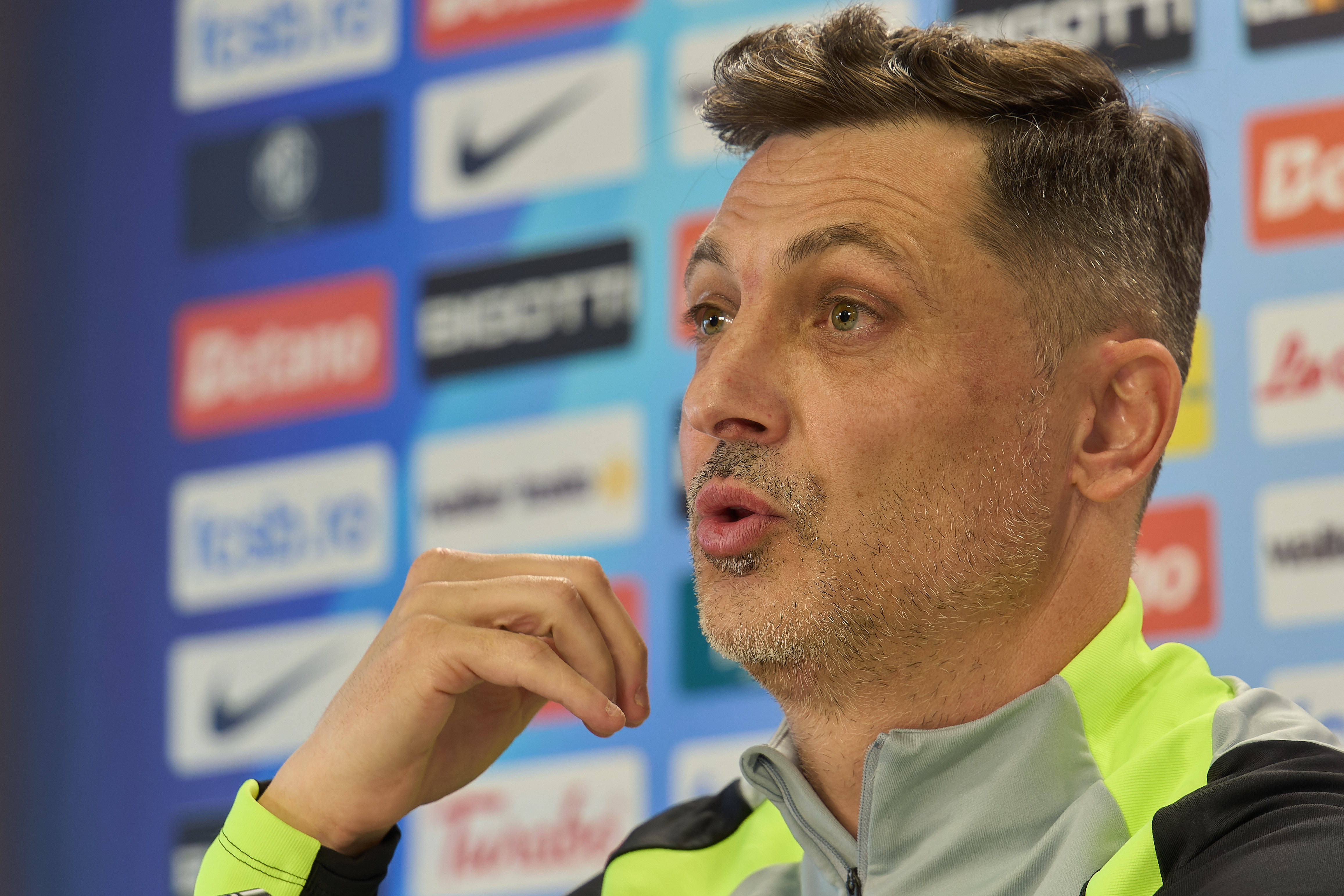 Rădoi îl exasperează pe Gigi Becali! Cum arată primul 11 al lui FCSB pentru meciul cu Farul