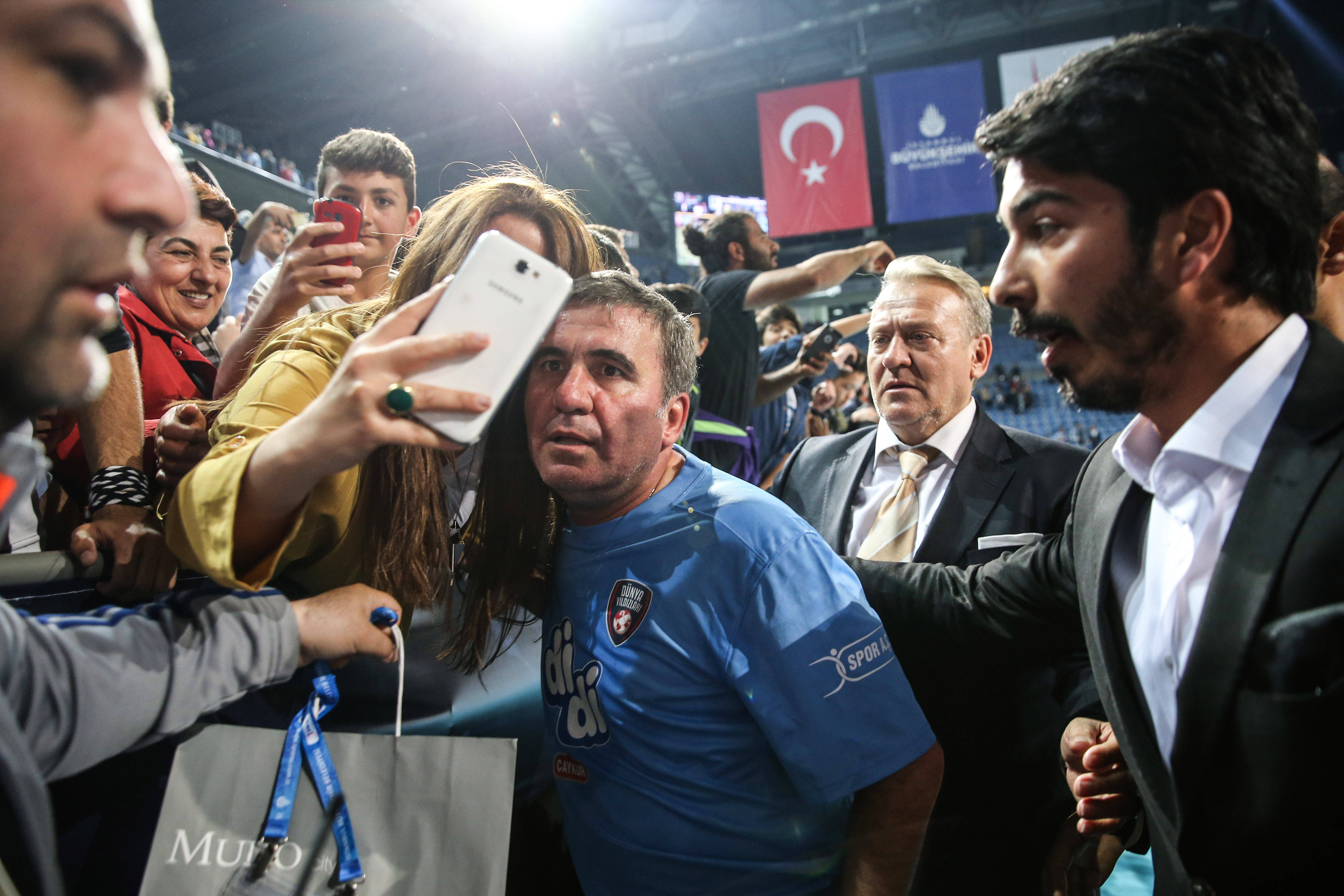 Francezii l-au descris într-un singur cuvânt pe Gică Hagi după ce ”Regele” a revenit pe banca naționalei