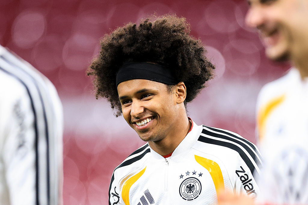 Superstarul care a refuzat naționala României este aproape de transferul în Premier League