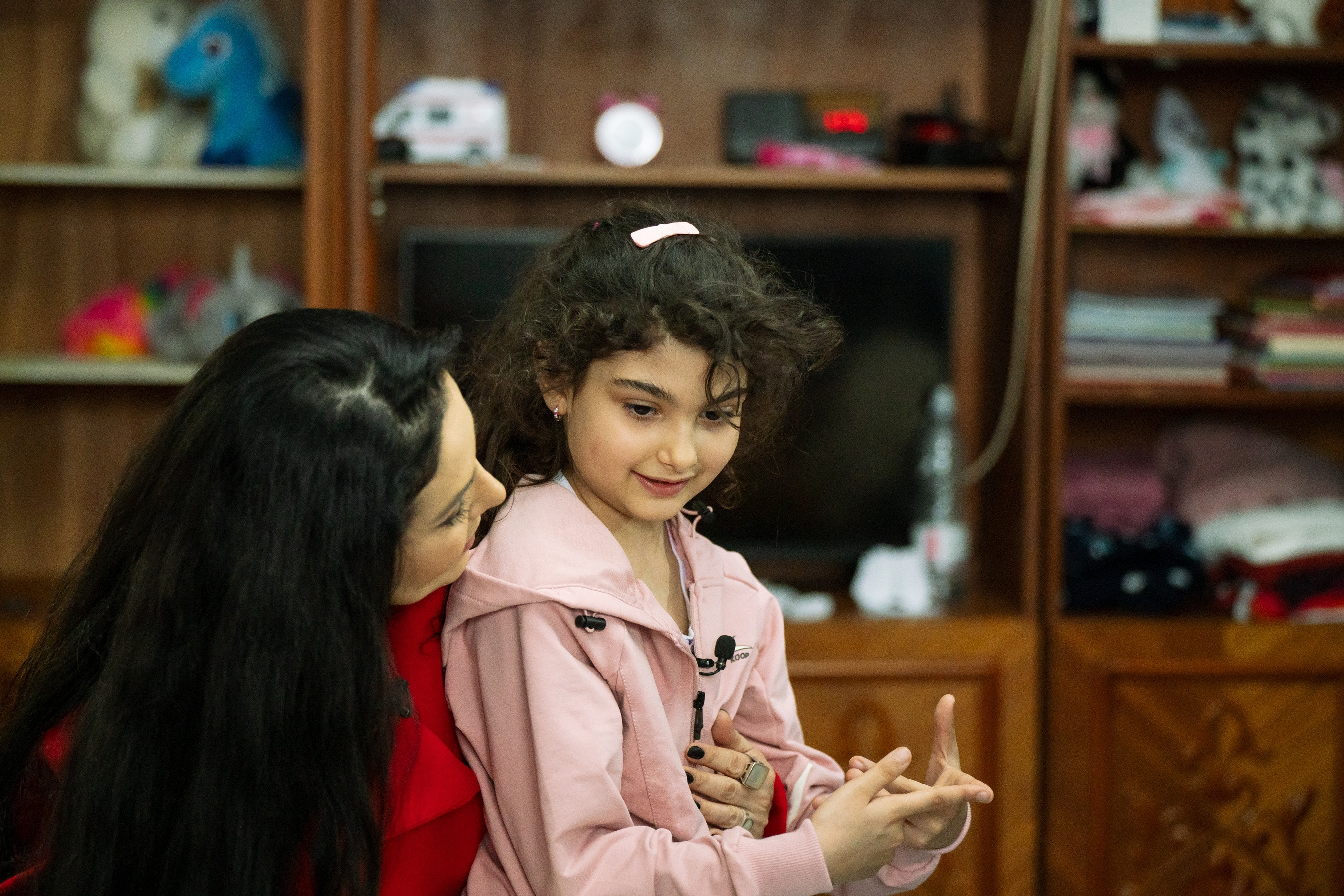 Dragoș Bucur, diseară, la Visuri la cheie: „A devenit mama în diverse etape ale vieții. Ultima oară când avea aproape 70 de ani”