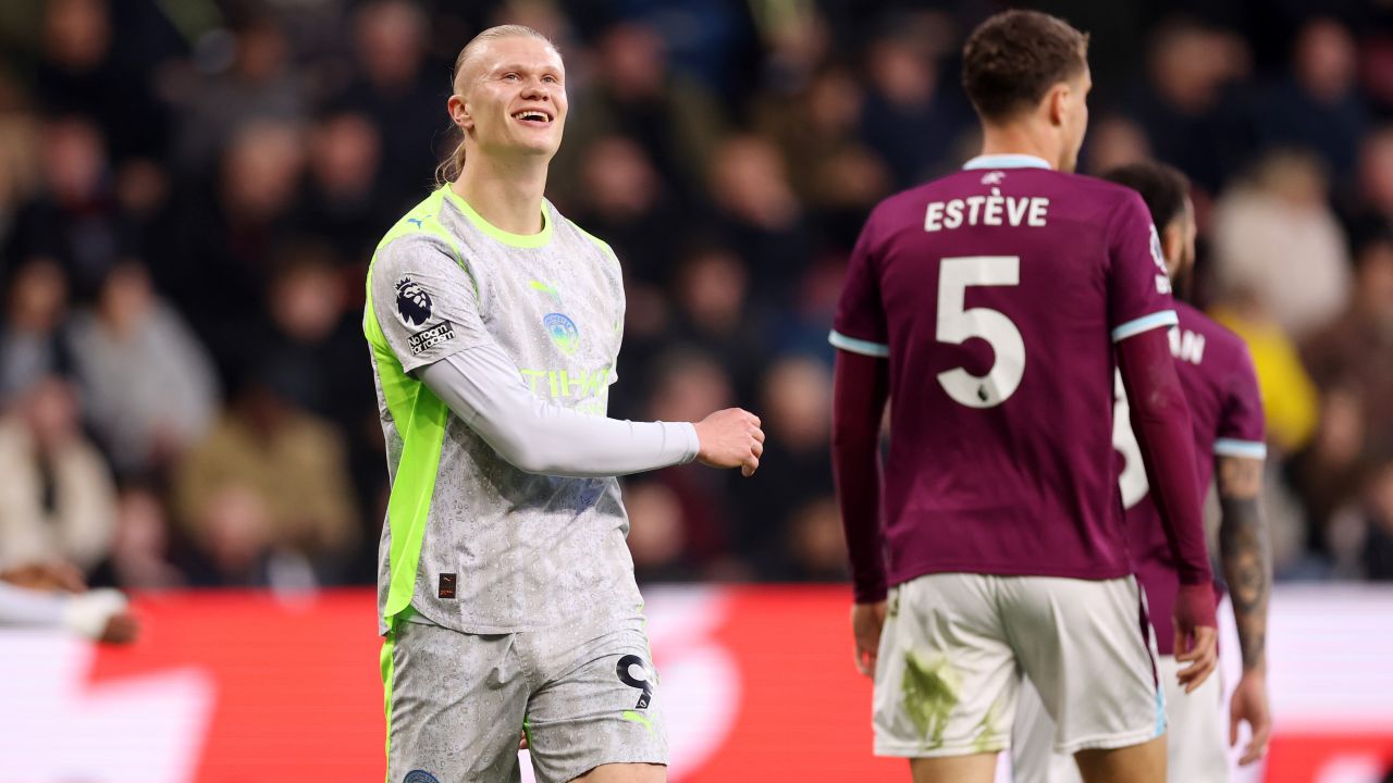 Burnley - Manchester City 0-1, pe VOYO. „Cetățenii” au urcat pe primul loc, după ce și-au retrogradat adversarul