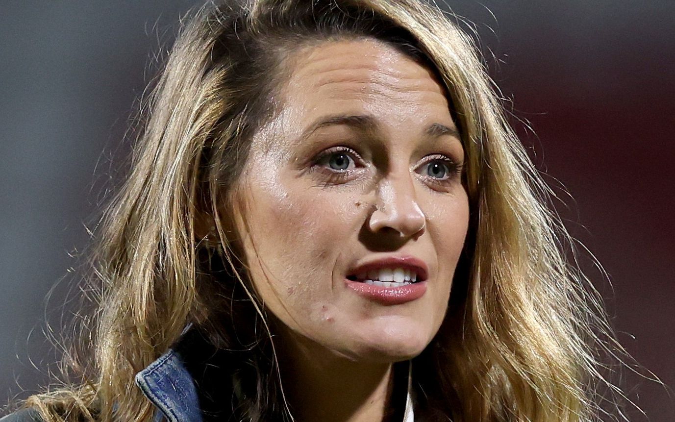 Actrița Blake Lively a pierdut 300 milioane de dolari!