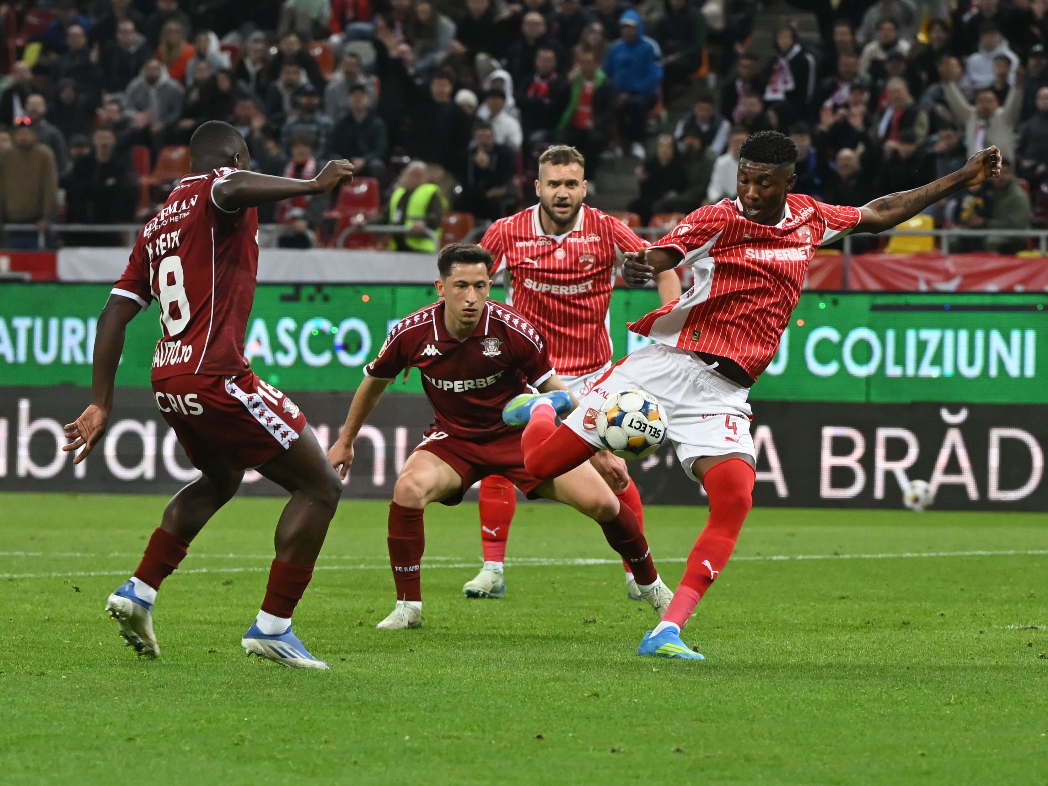 Play-off de Oscar: clasamentul ACUM după ce Dinamo a spulberat Rapidul