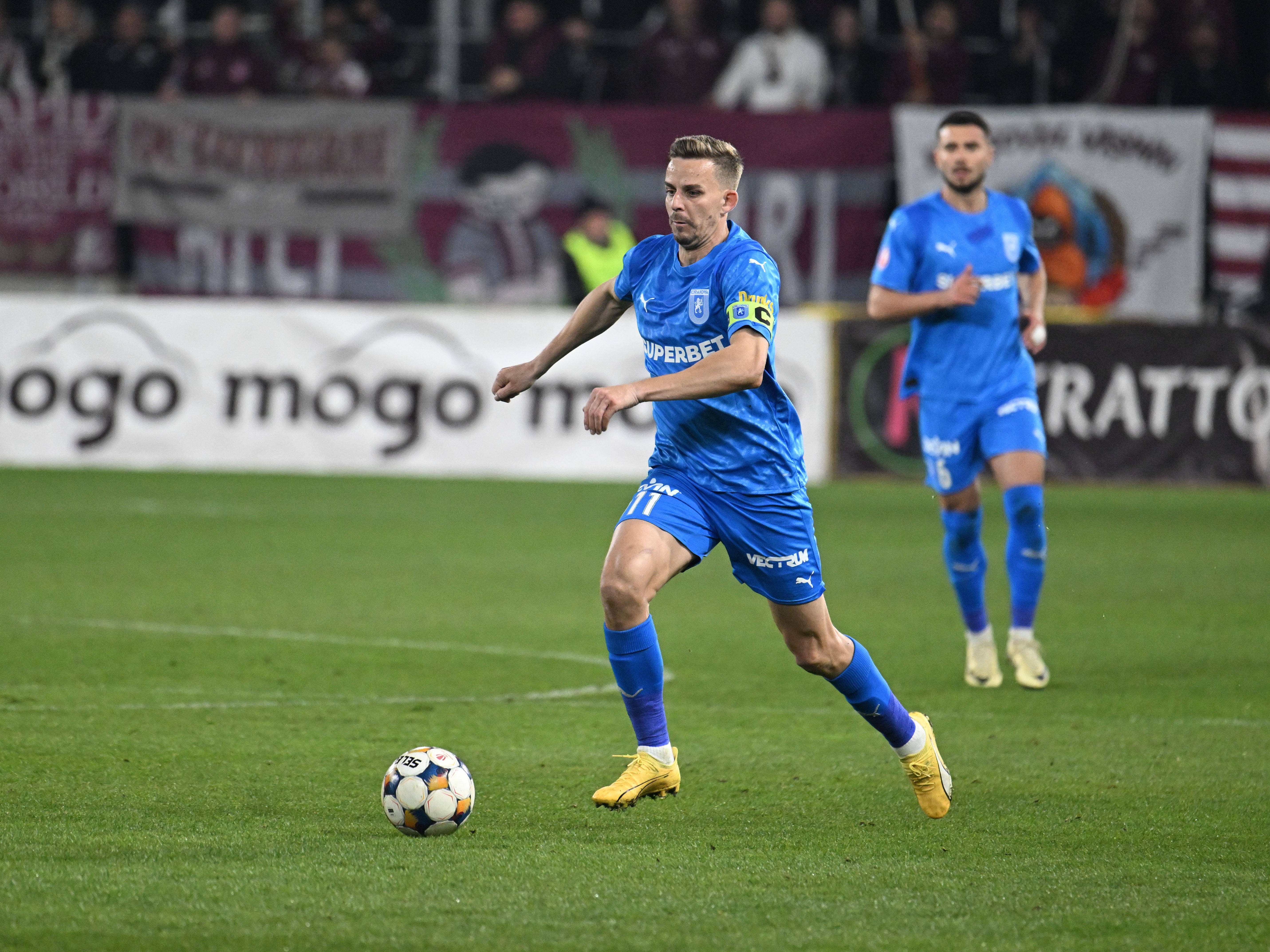 FC Argeș - Universitatea Craiova, de la 20:30! Oltenii continuă cursa pentru titlul de campioană