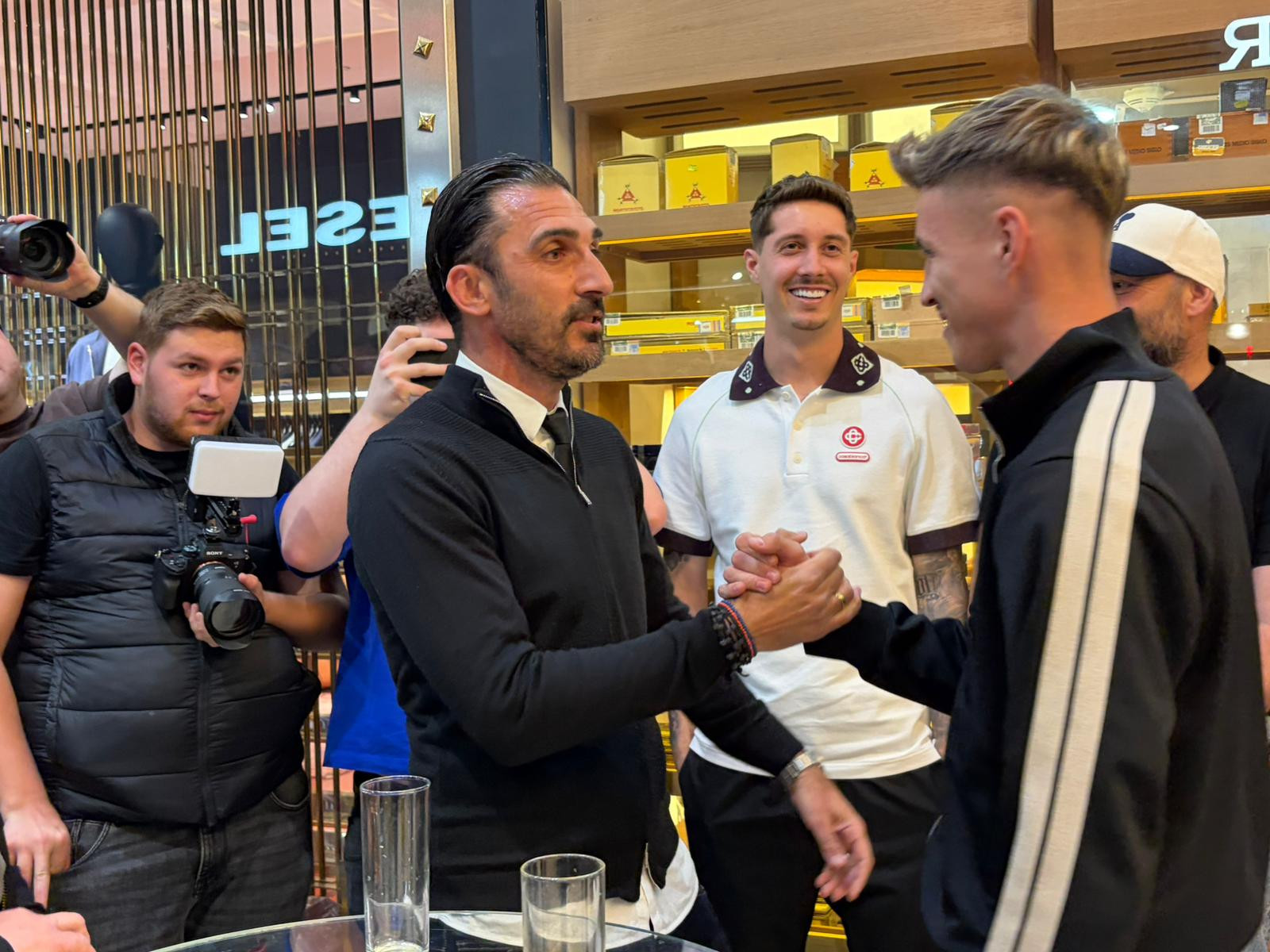 Charalambous și Pintilii, din nou împreună la scurt timp după plecarea de la FCSB! Ce cadouri au primit