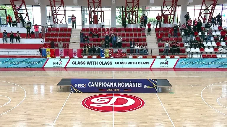 Dinamo jubilează! Imagini de la ceremonia de premiere a campionilor la handbal masculin (2 mai 2026)
