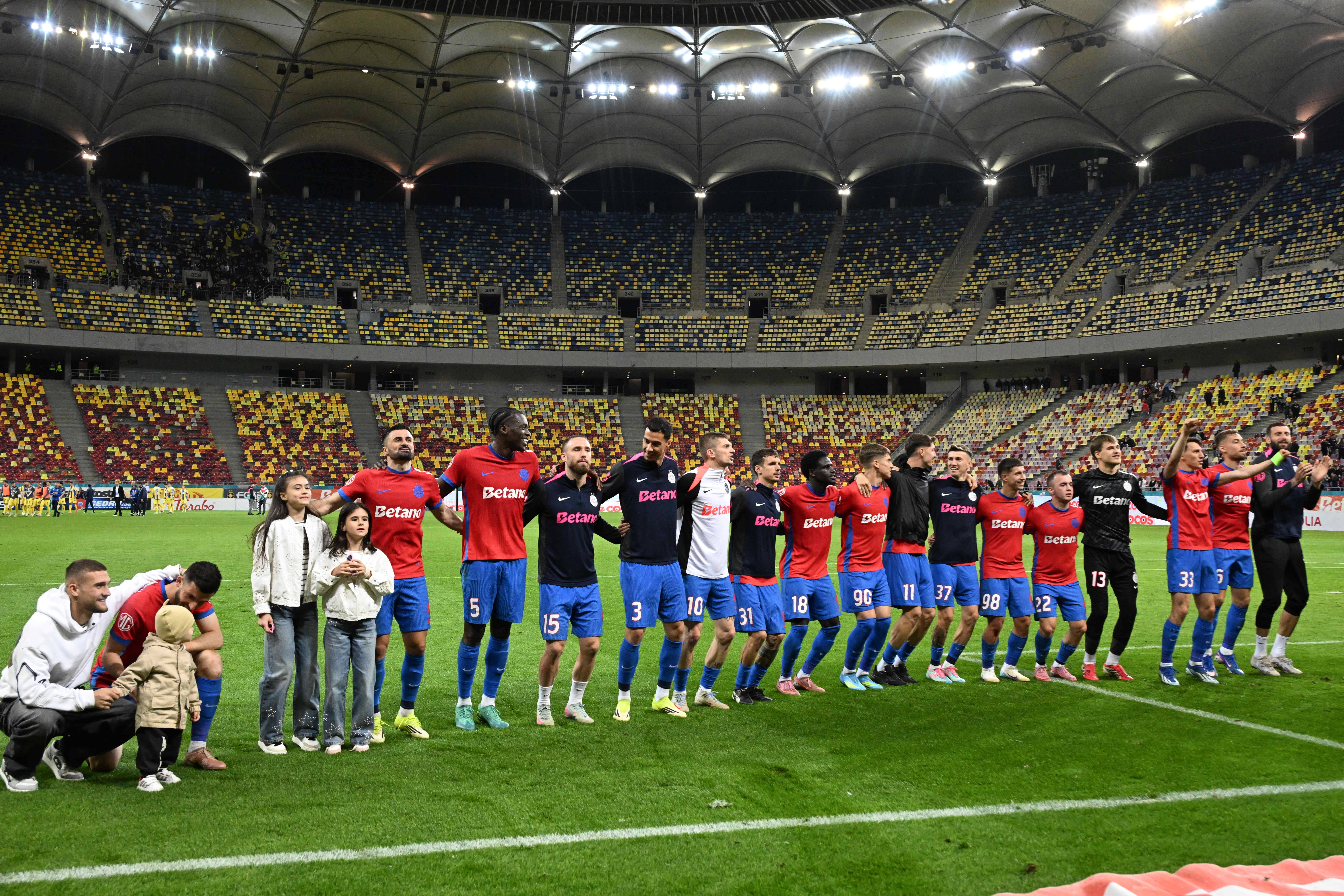 OUT de la FCSB! Agentul a confirmat plecarea: ”E neplăcut”