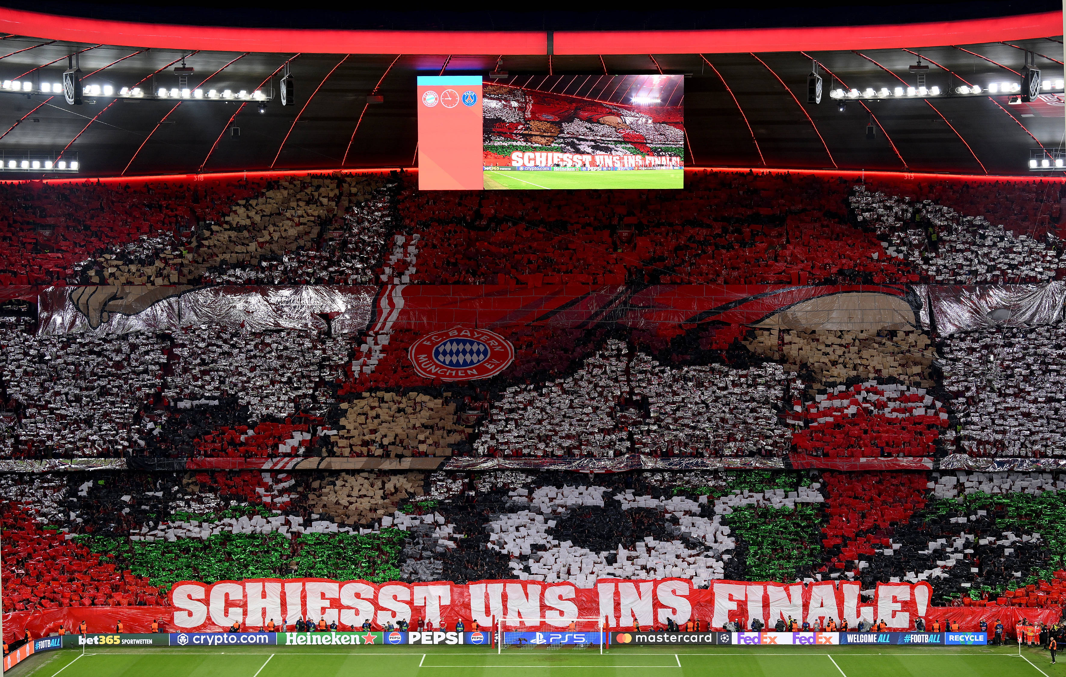 Imagini fabuloase la Munchen! Ce scenografie au afișat fanii lui Bayern