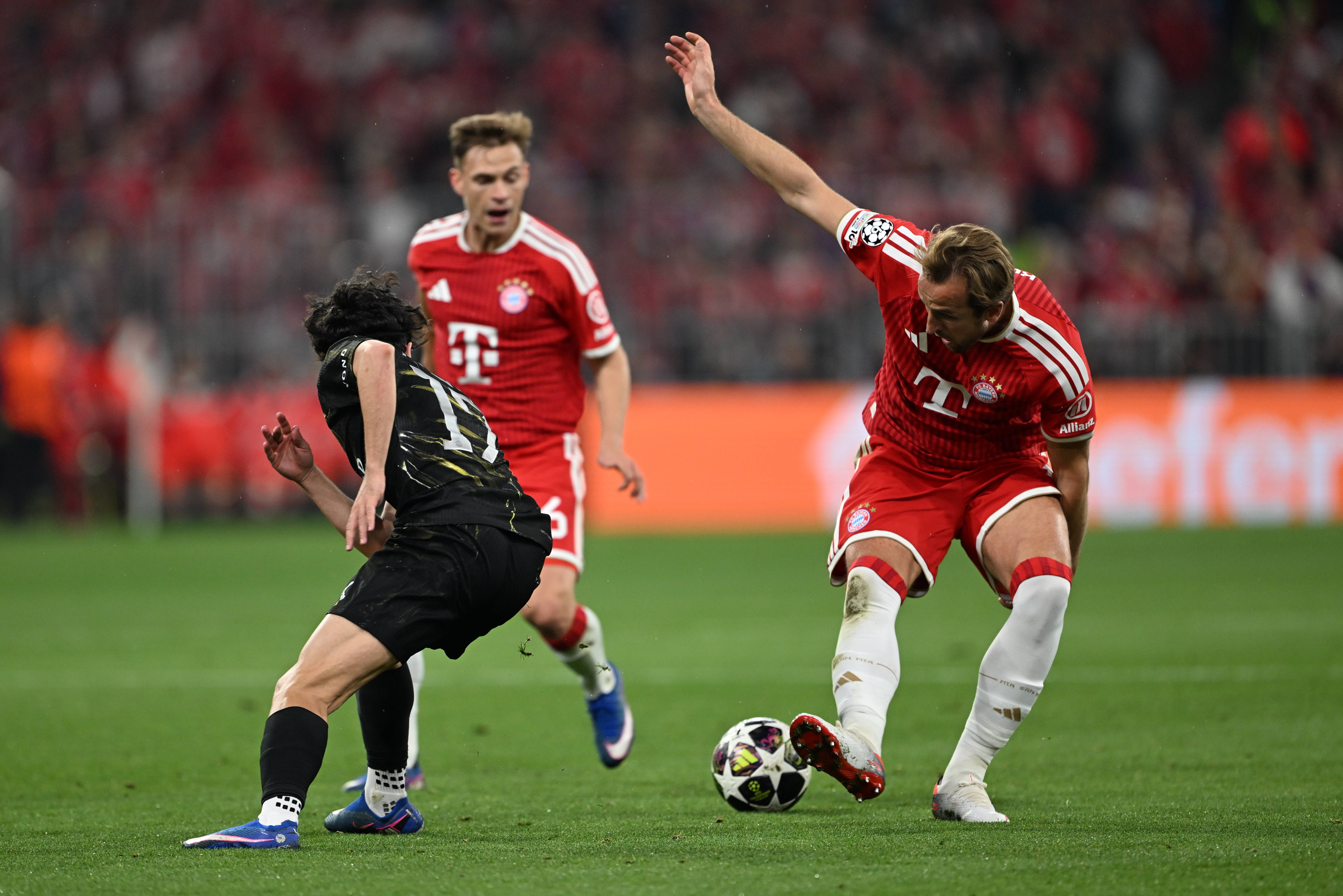 Michael Ballack a răbufnit în timpul primei reprize din Bayern Munchen - PSG: ”O greșeală uriașă!”