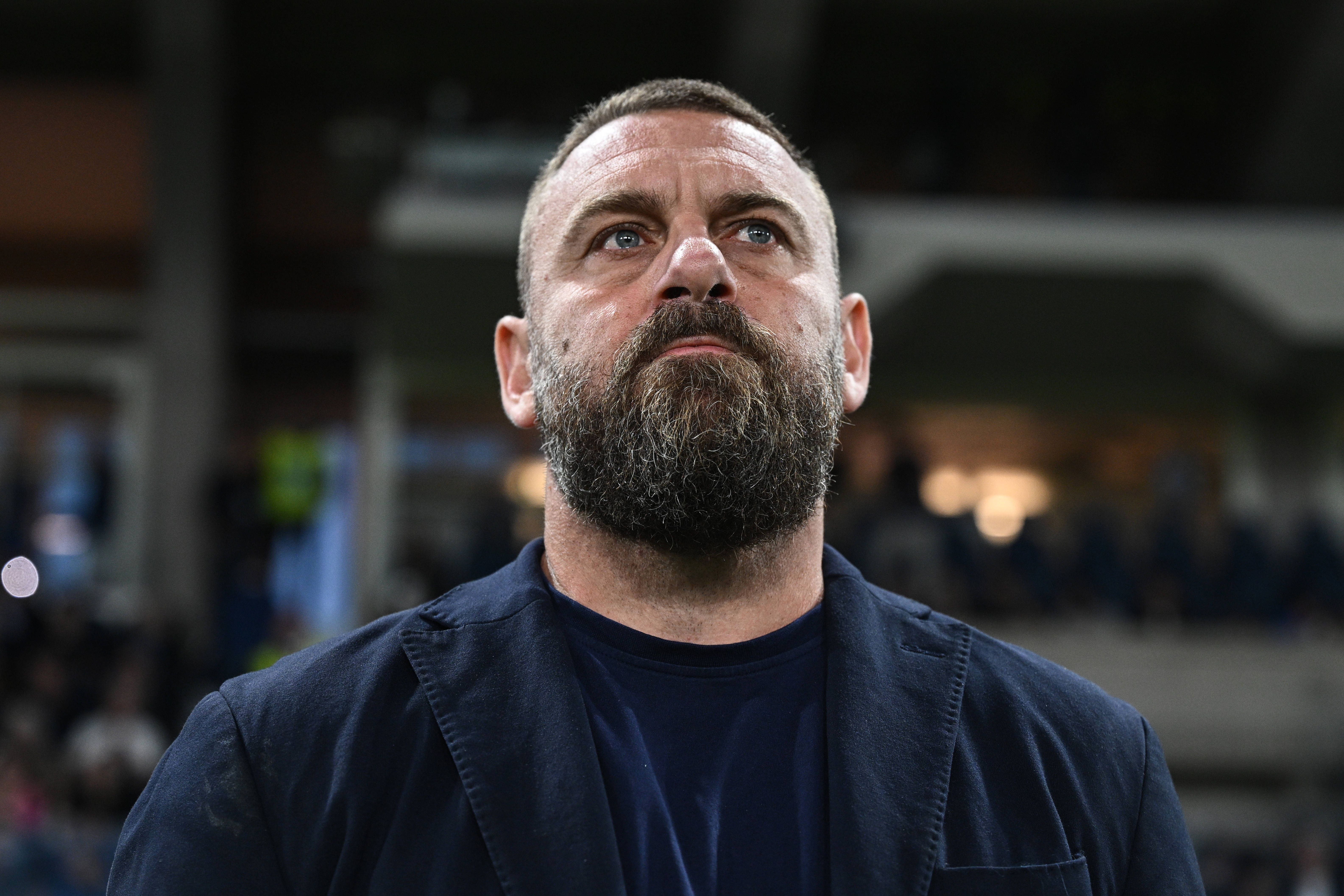 Întrebat despre viitorul său la Genoa, Daniele De Rossi a rostit numele lui Cristi Chivu
