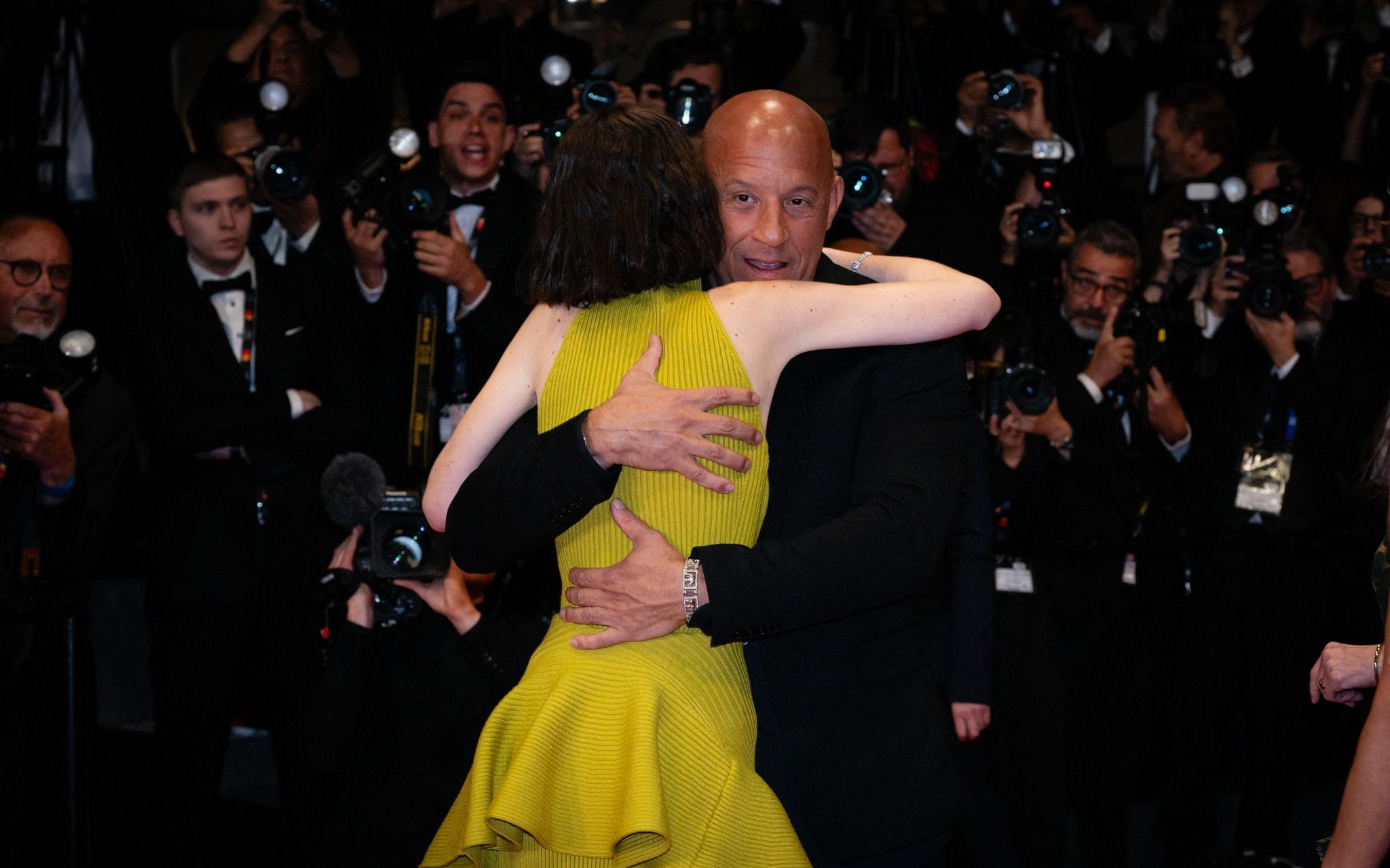 Fiica regretatului Paul Walker, pe covorul roșu alături de actorii din „Fast & Furious”. Vin Diesel a izbucnit în lacrimi